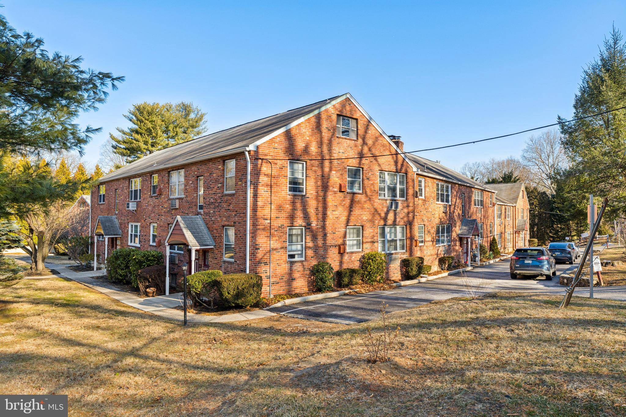 Bryn Mawr, PA 19010,1011 W MONTGOMERY AVE #CONDO S