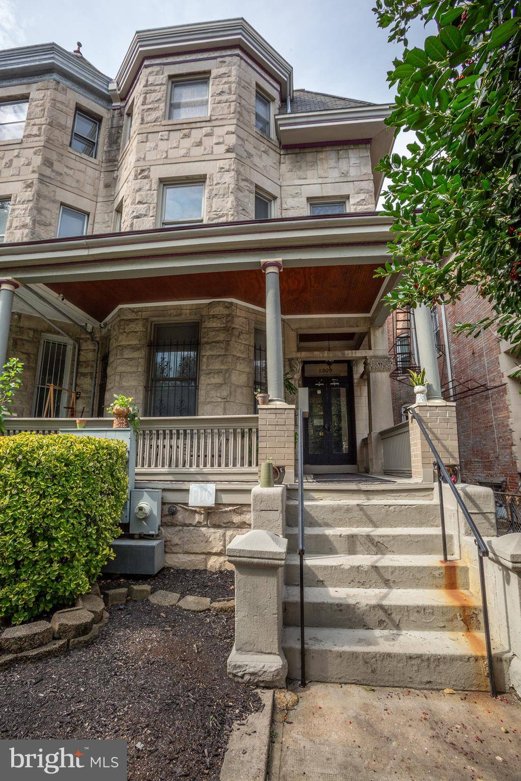 Washington, DC 20010,1305 KENYON ST NW