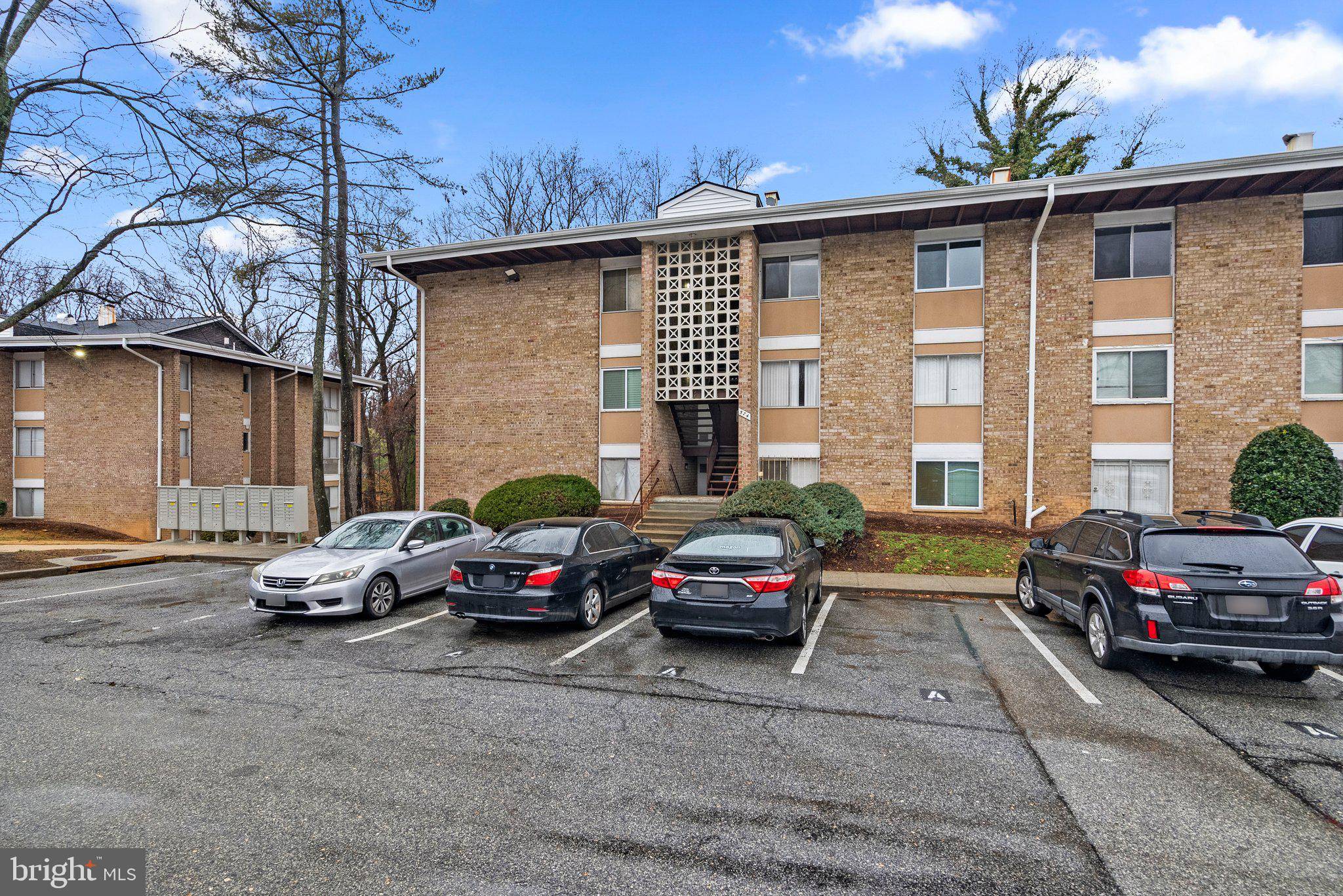 Oxon Hill, MD 20745,574 WILSON BRIDGE DR #D-2
