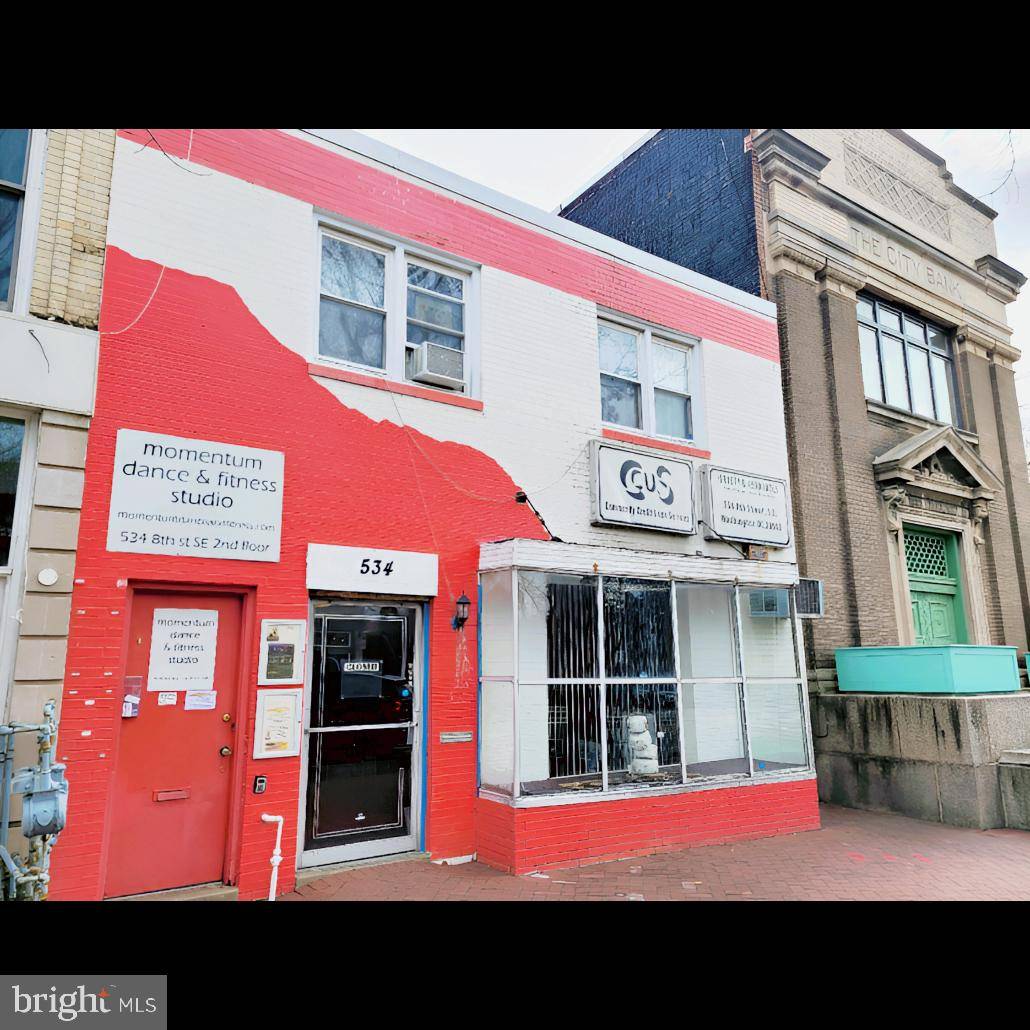 Washington, DC 20003,534 8TH ST SE