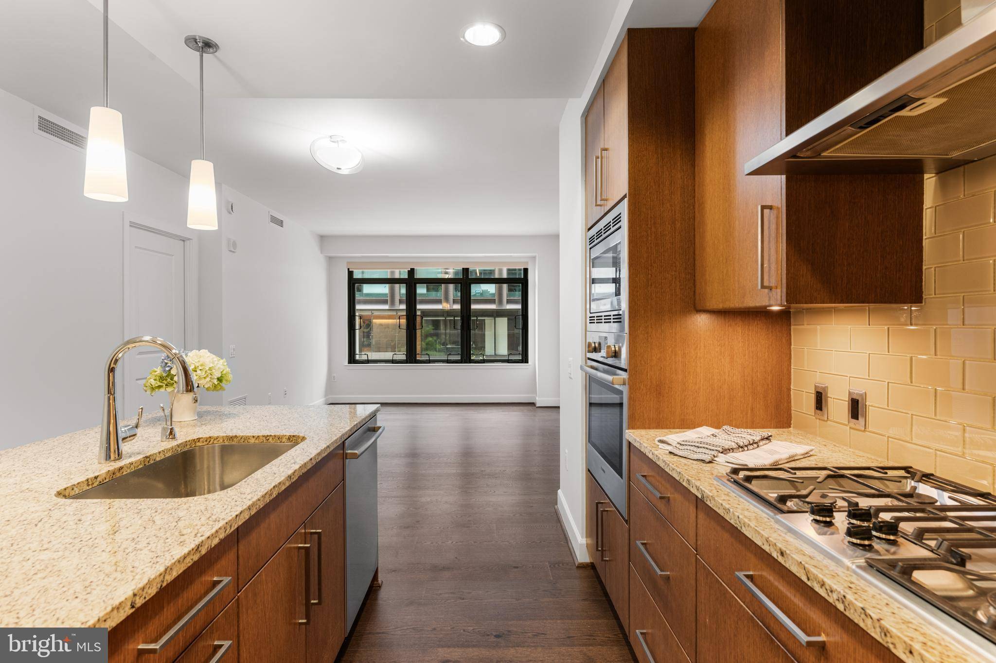 Bethesda, MD 20815,7171 WOODMONT AVE #205