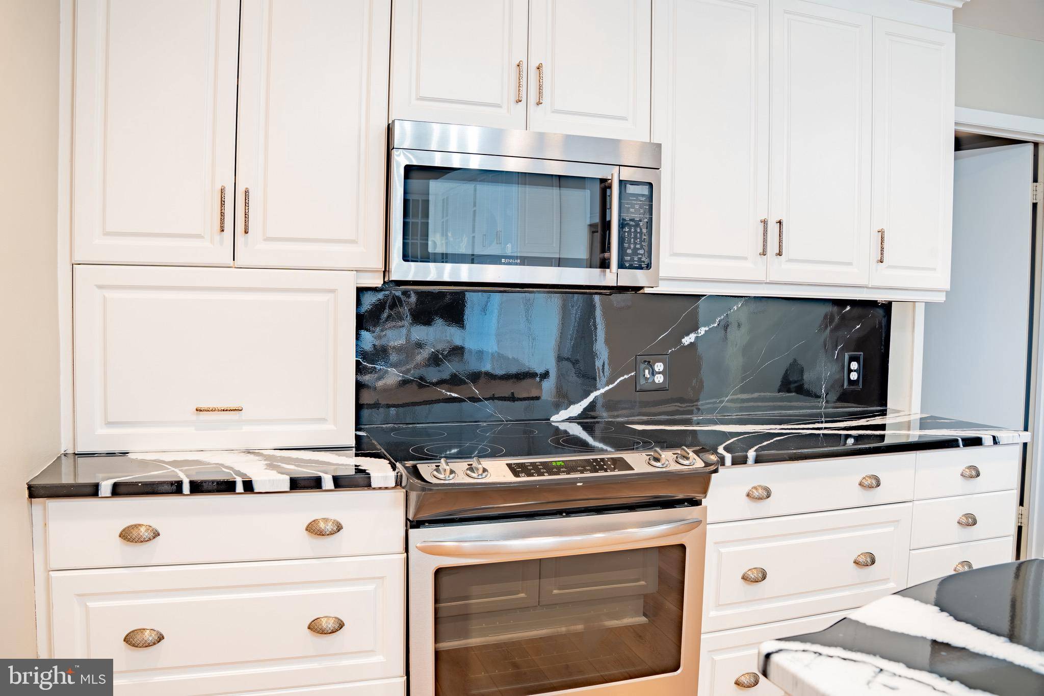 Baltimore, MD 21209,6907 JONES VIEW DR #3A