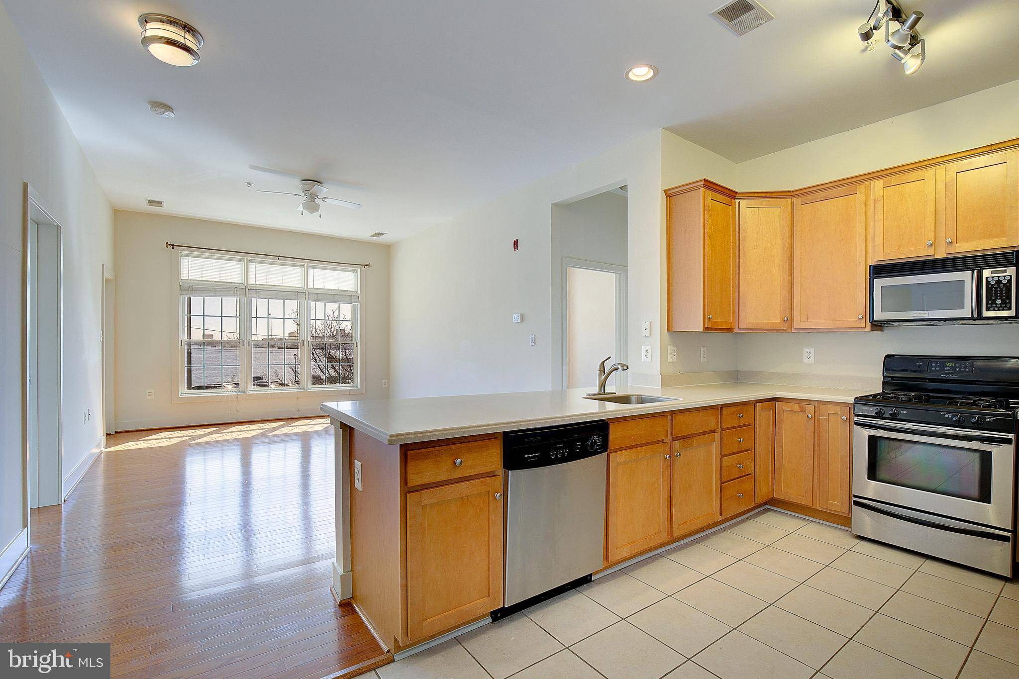Baltimore, MD 21231,1500 THAMES ST #203