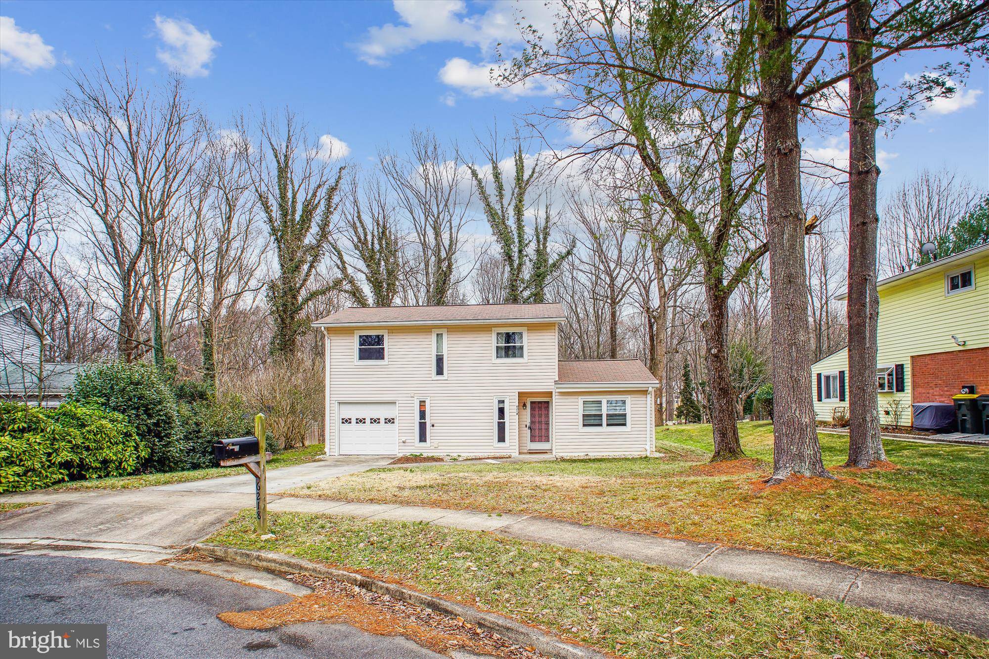 Burke, VA 22015,6218 HASKIN CT