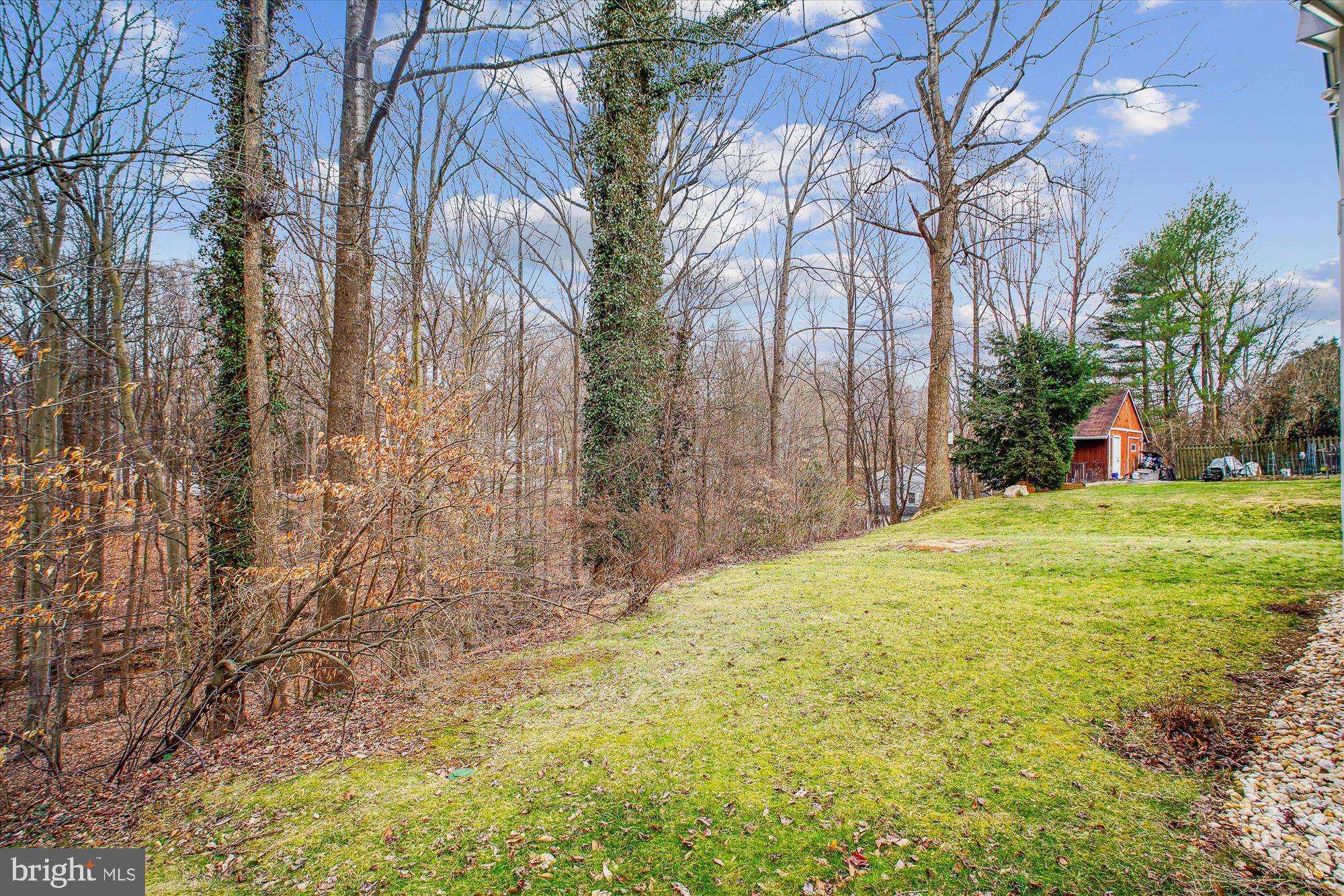 Burke, VA 22015,6218 HASKIN CT