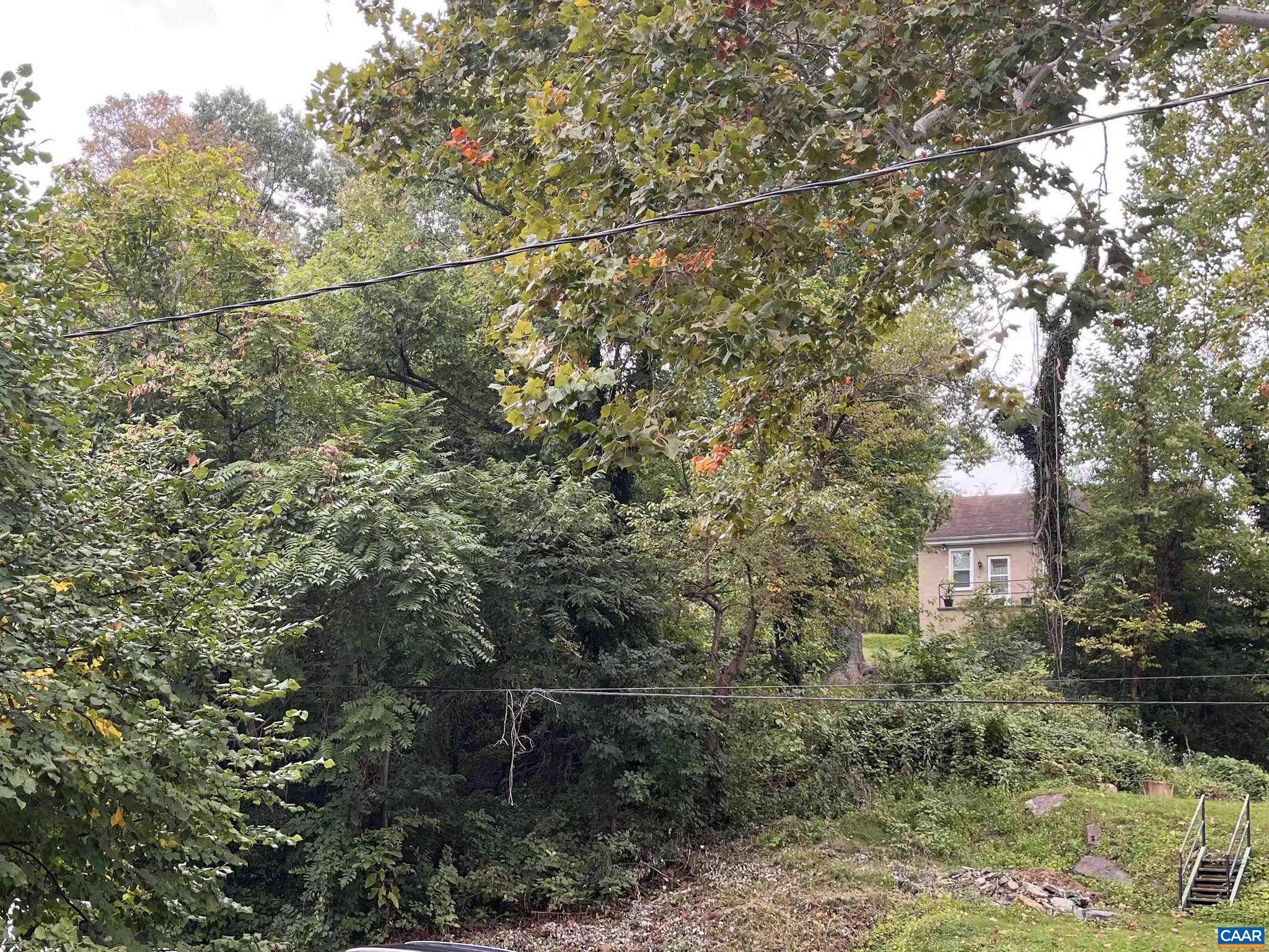 Charlottesville, VA 22902,1002 SE 2ND ST #6-B