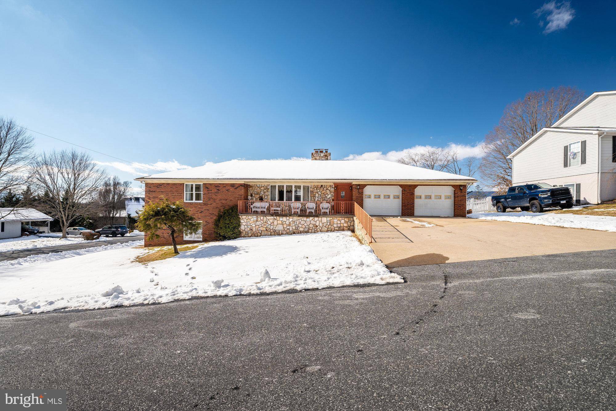 Elkton, VA 22827,501 DAVIS AVE