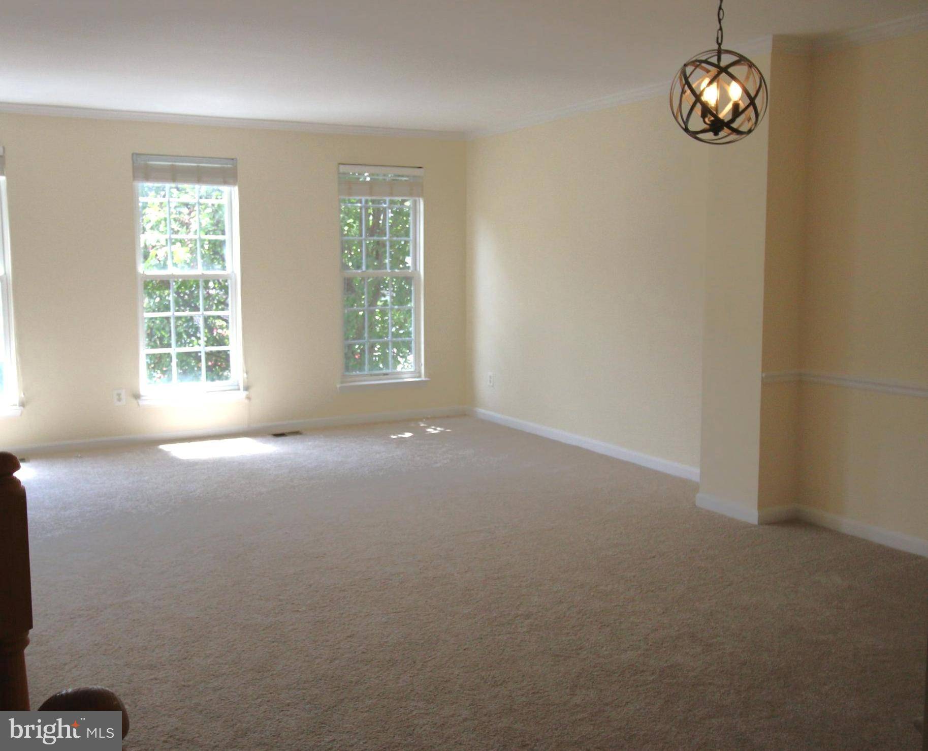 Chantilly, VA 20152,26071 NIMBLETON SQ