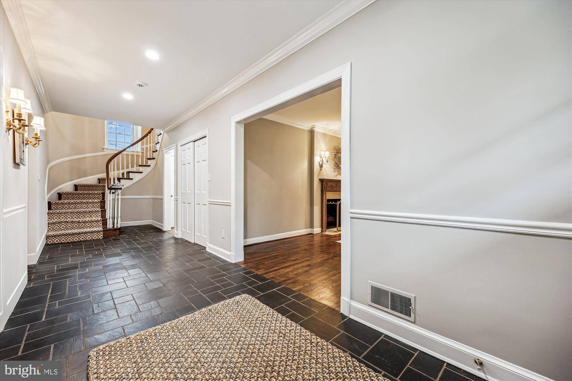 Bethesda, MD 20817,7100 DARBY RD