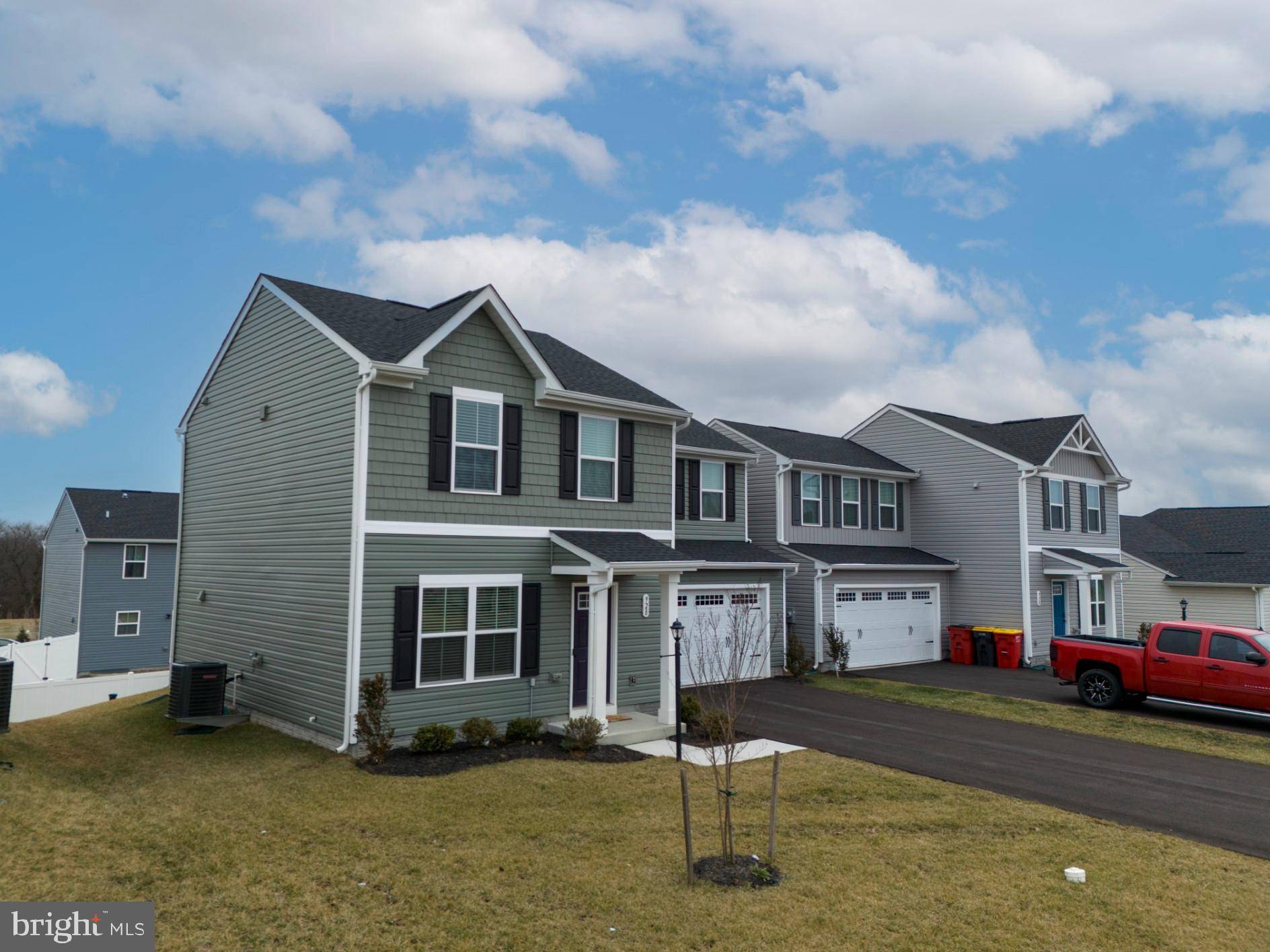 Greencastle, PA 17225,928 RAEANN DR