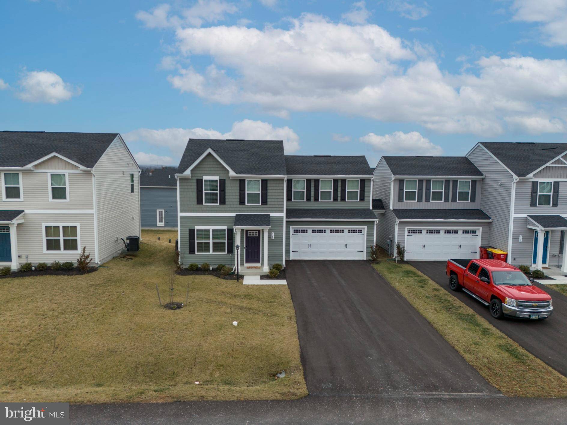 Greencastle, PA 17225,928 RAEANN DR