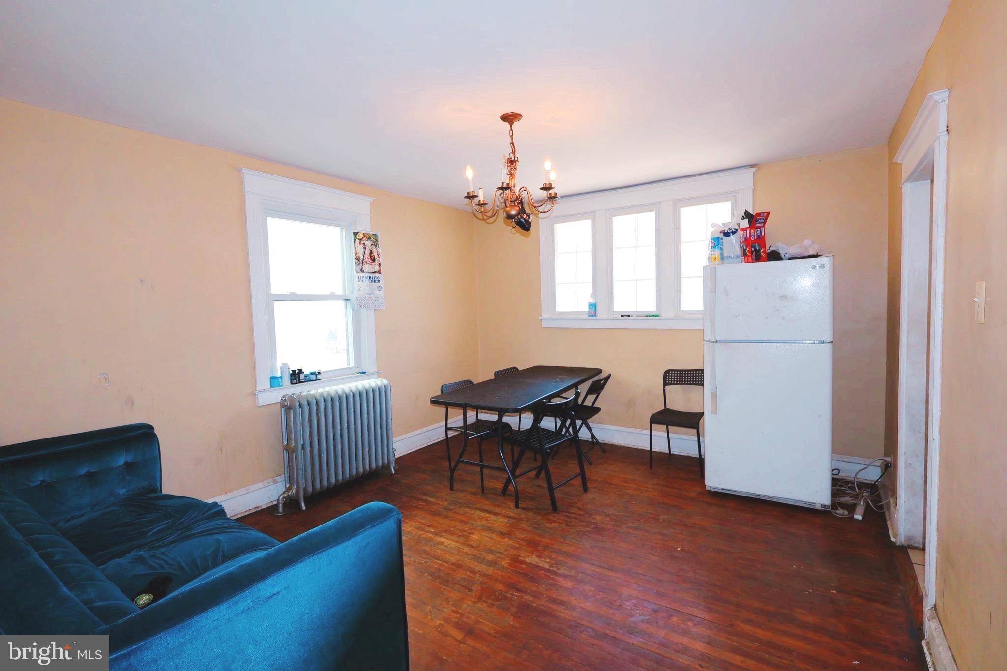 Upper Darby, PA 19082,205 SHIRLEY RD