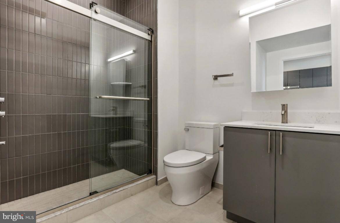 Philadelphia, PA 19122,1701 N FRONT ST #807