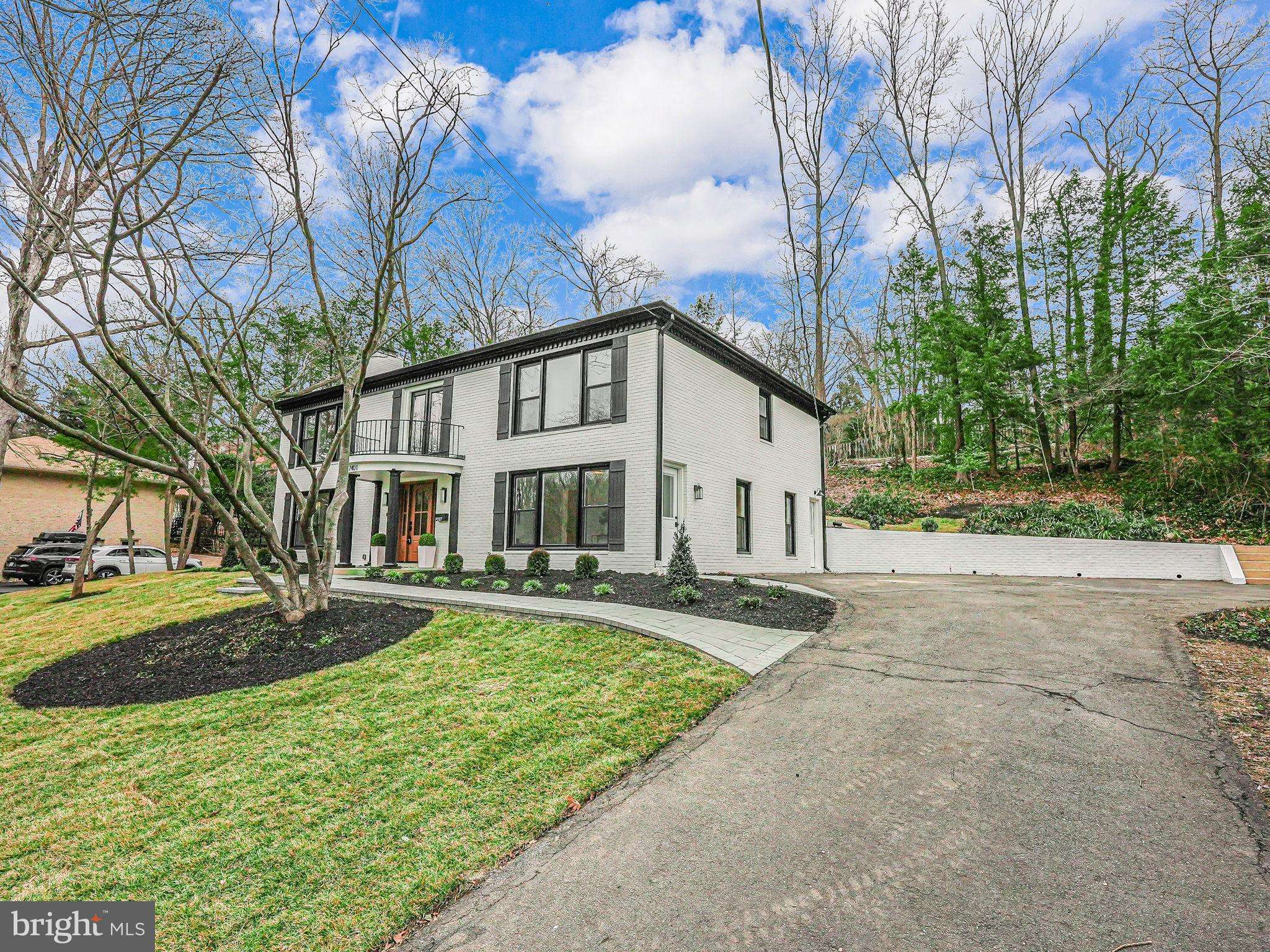 Alexandria, VA 22307,7401 FORT HUNT RD