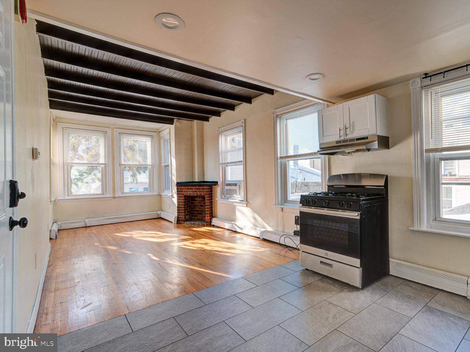 Philadelphia, PA 19125,2350 E CUMBERLAND ST #3