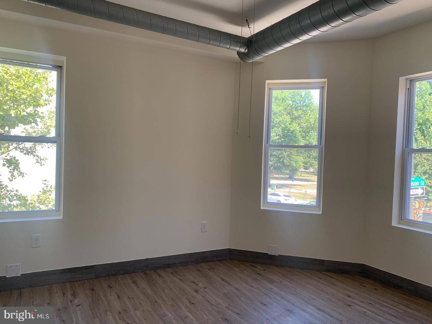 Philadelphia, PA 19143,434 S 52ND ST #3R