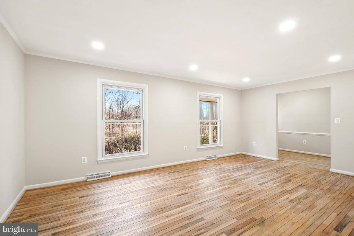 Clarksburg, MD 20871,22816 FREDERICK RD