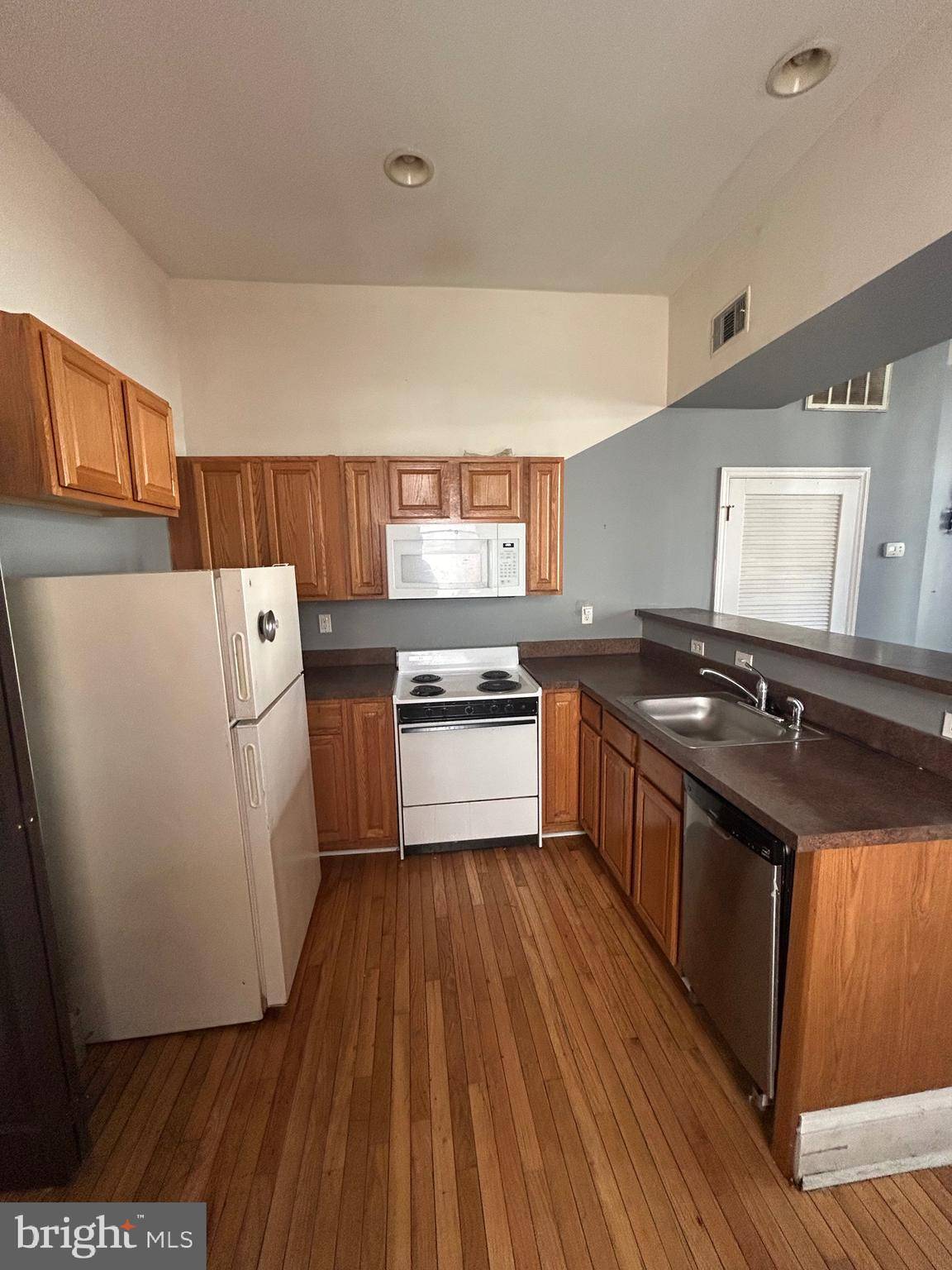 Baltimore, MD 21201,319 W MULBERRY ST #2