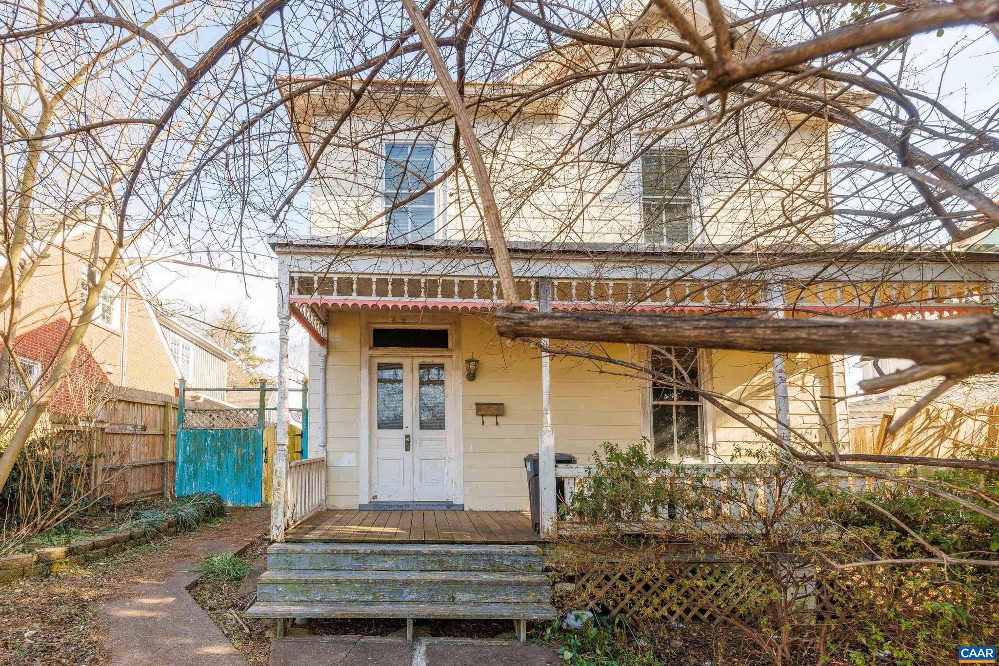 Charlottesville, VA 22902,708 LOCUST AVE