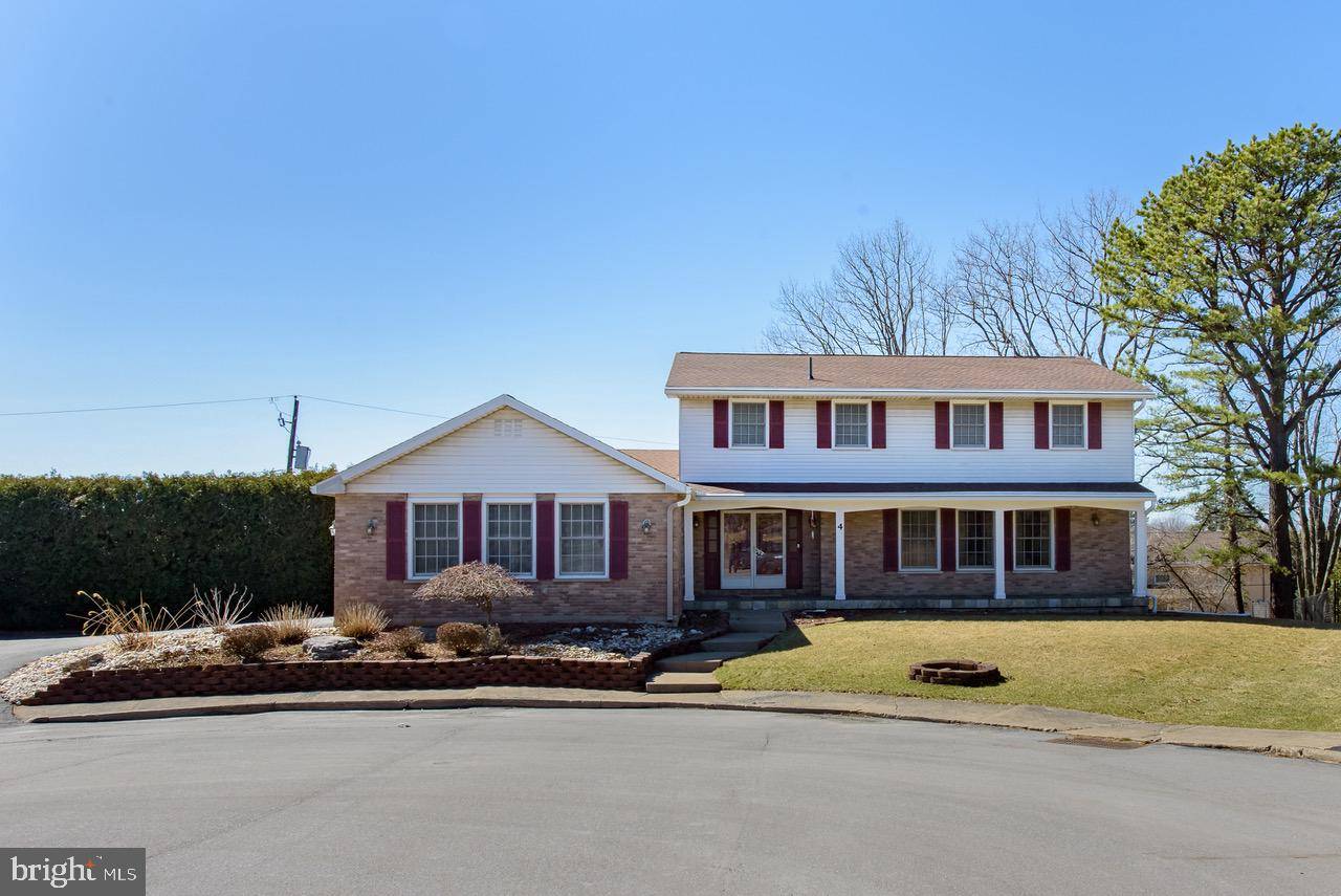 Hazleton, PA 18201,4 HUNTER RD