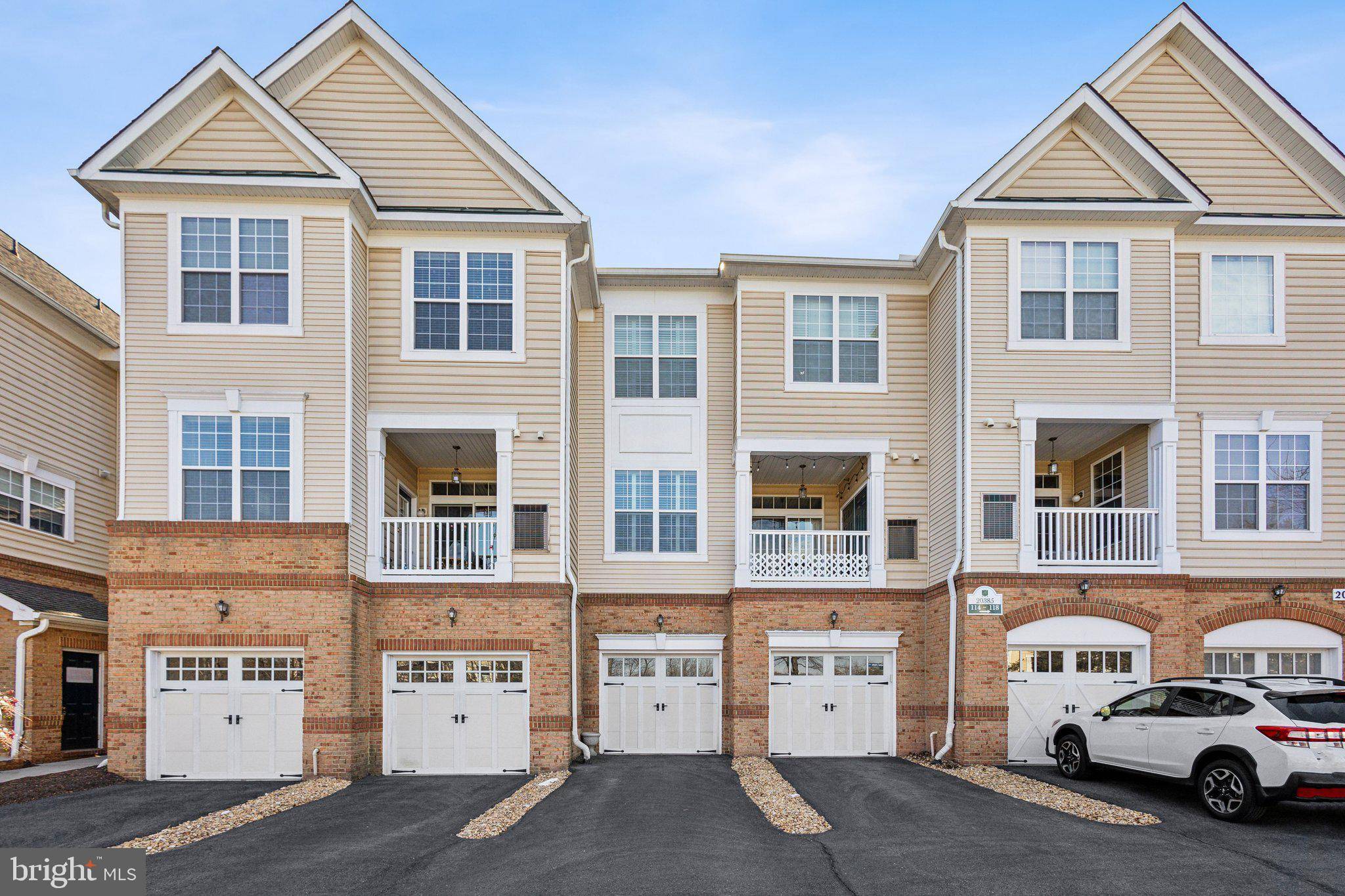 Ashburn, VA 20147,20385 BELMONT PARK TER #117