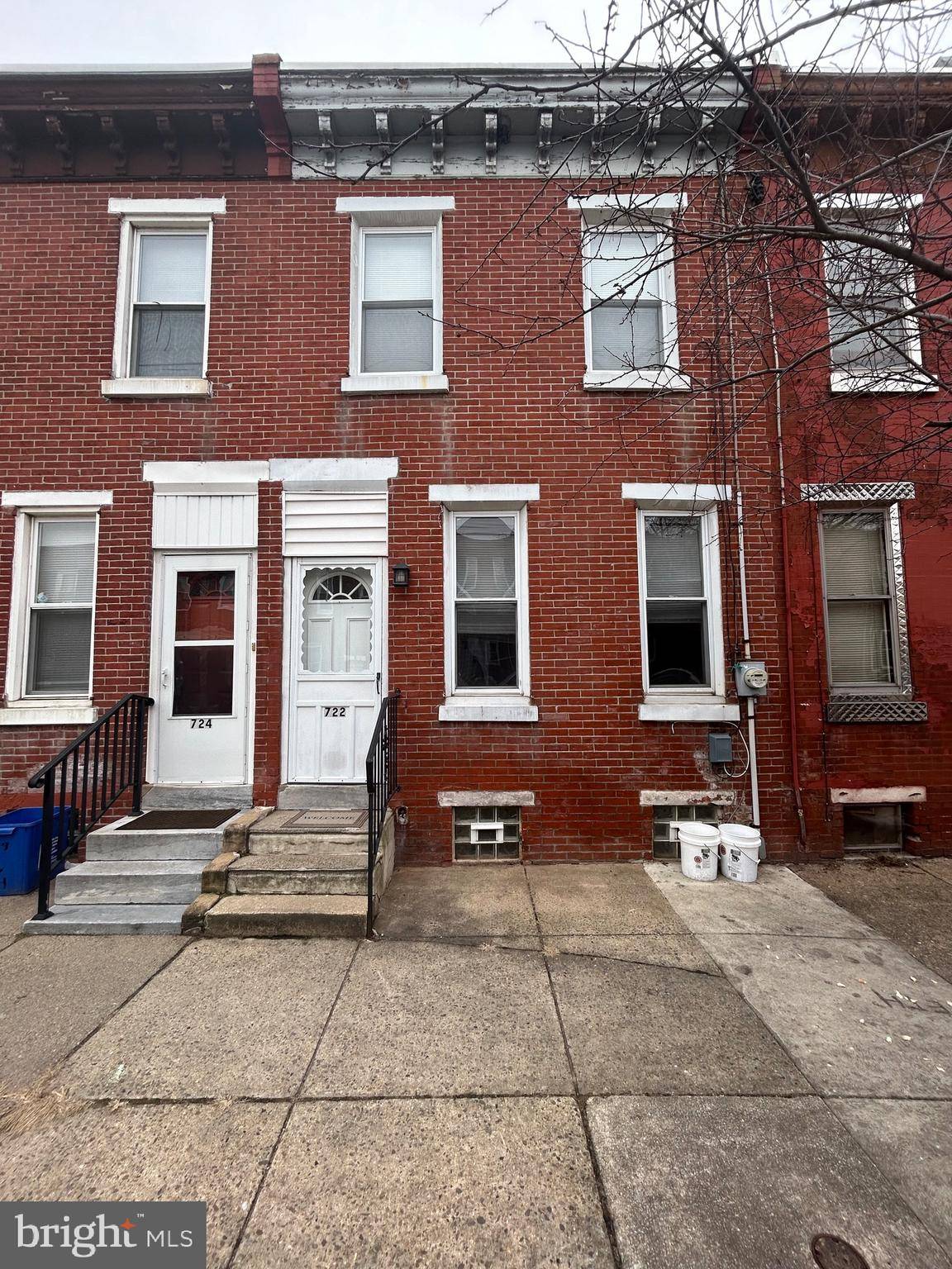Philadelphia, PA 19125,722 MOYER ST