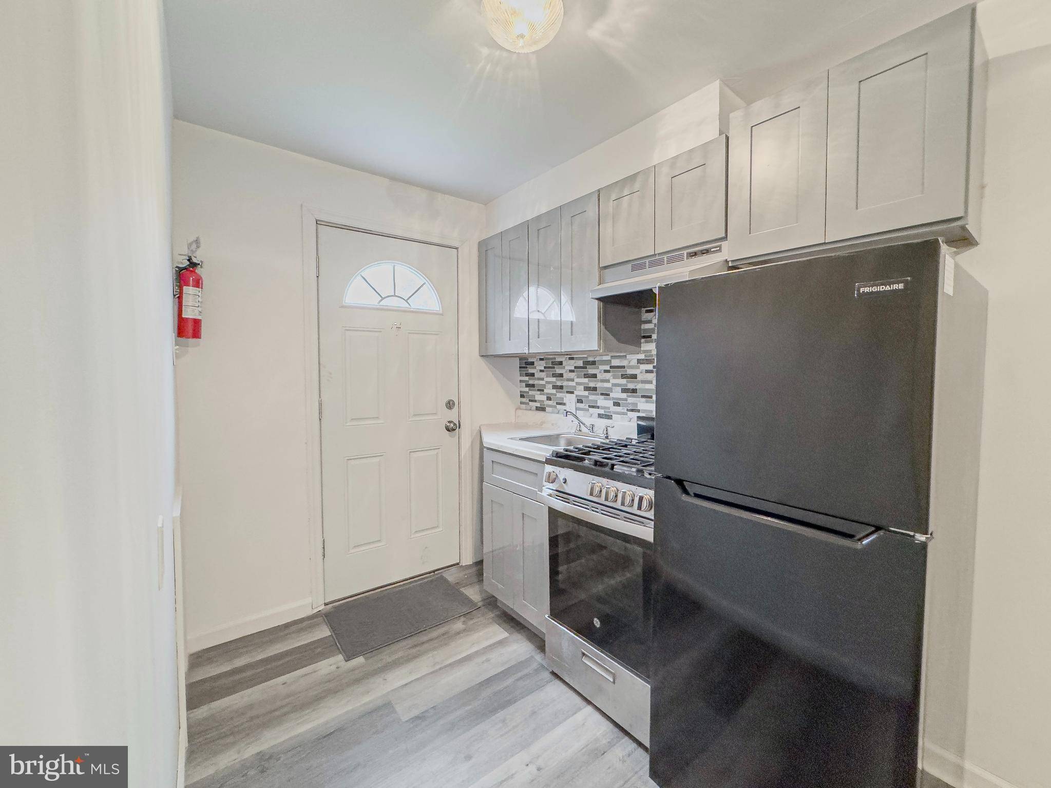 Laurel Springs, NJ 08021,38 BROADWAY #C