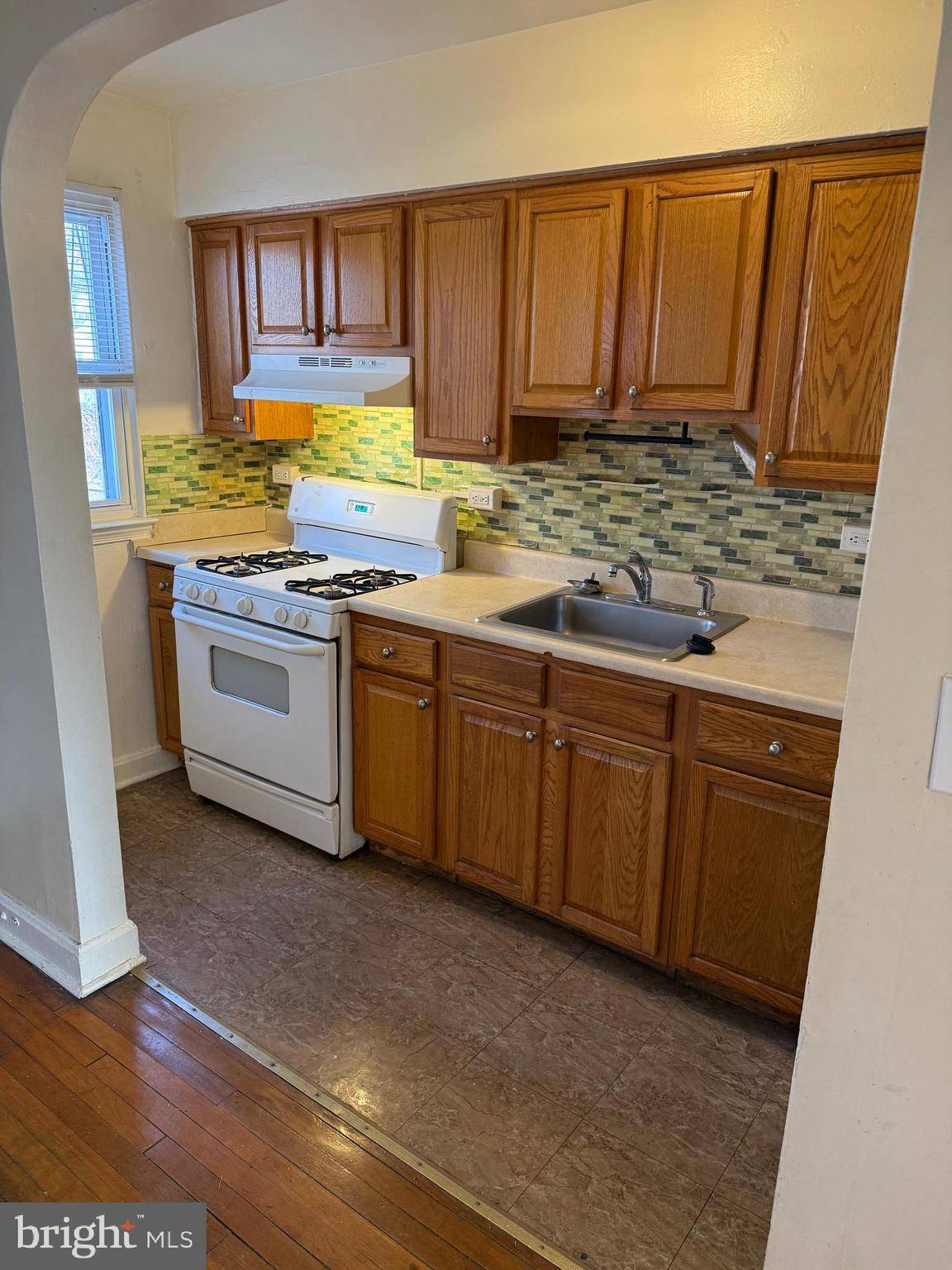 Baltimore, MD 21212,824 GLENWOOD AVE