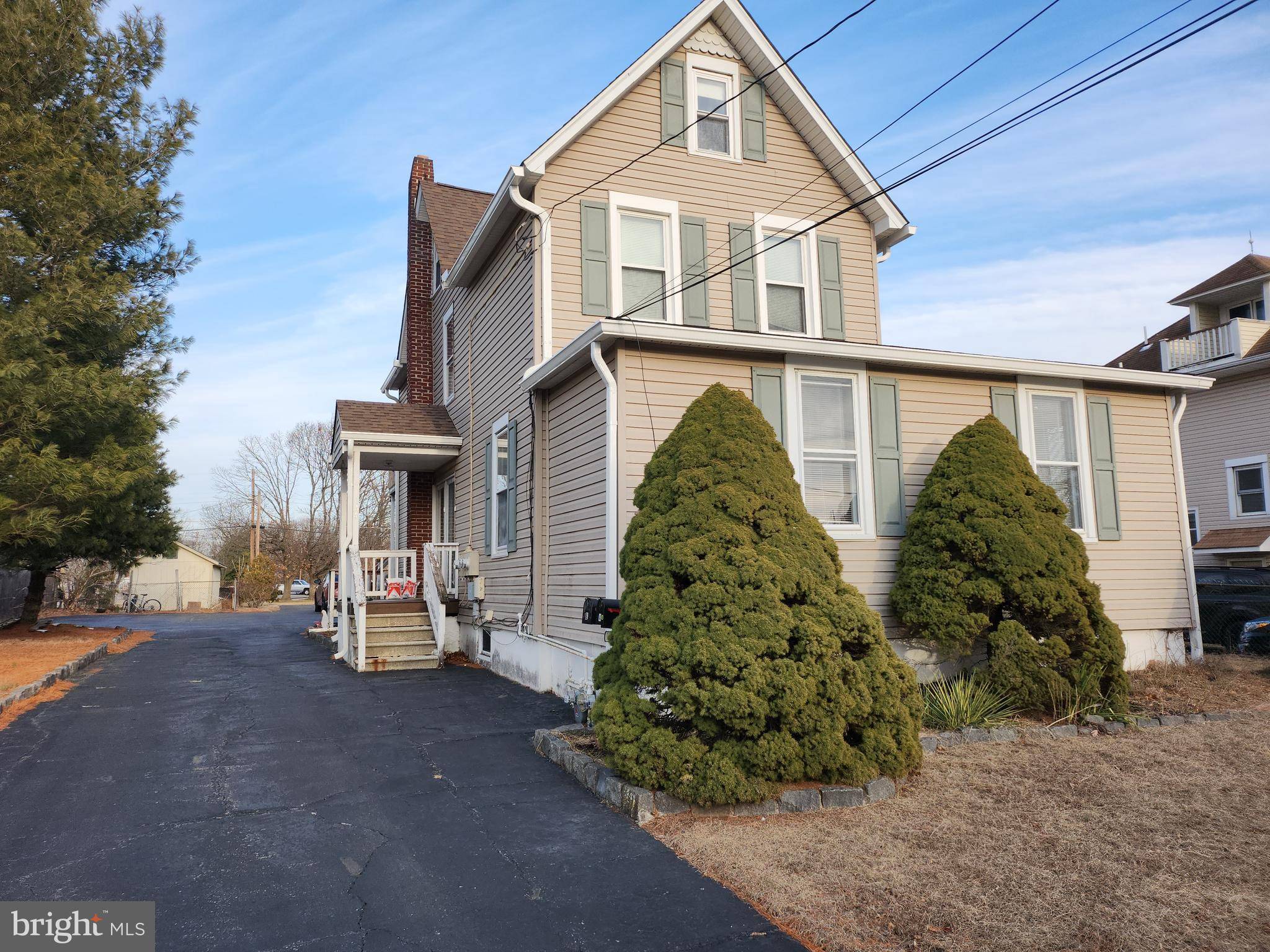 West Berlin, NJ 08091,144 NORTH AVE APT A