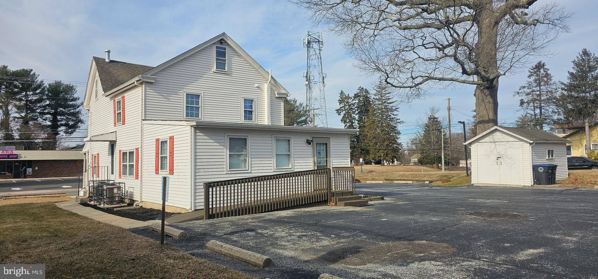 Laurel Springs, NJ 08021,513 N WHITE HORSE PIKE