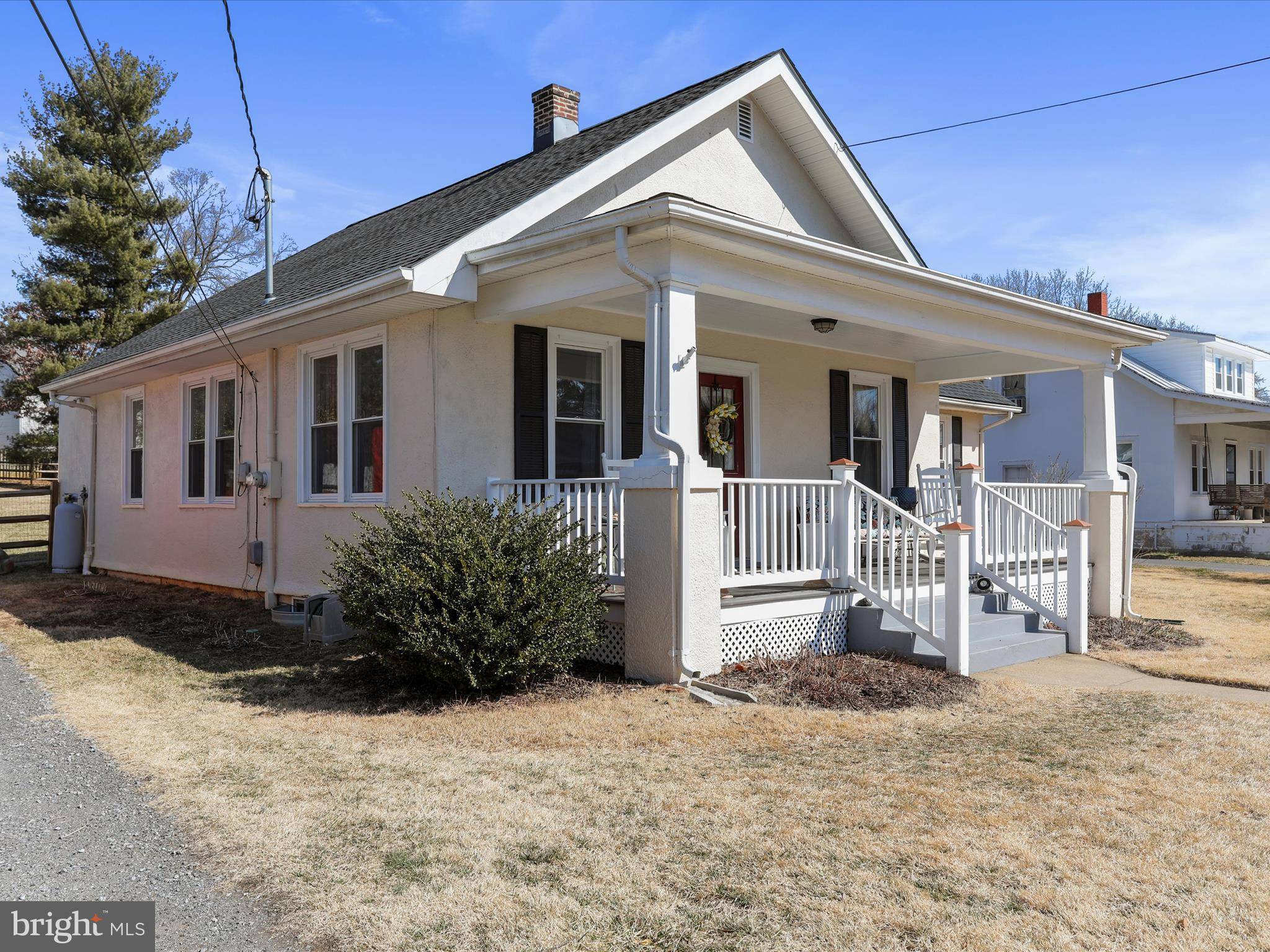 Berryville, VA 22611,230 WALNUT ST