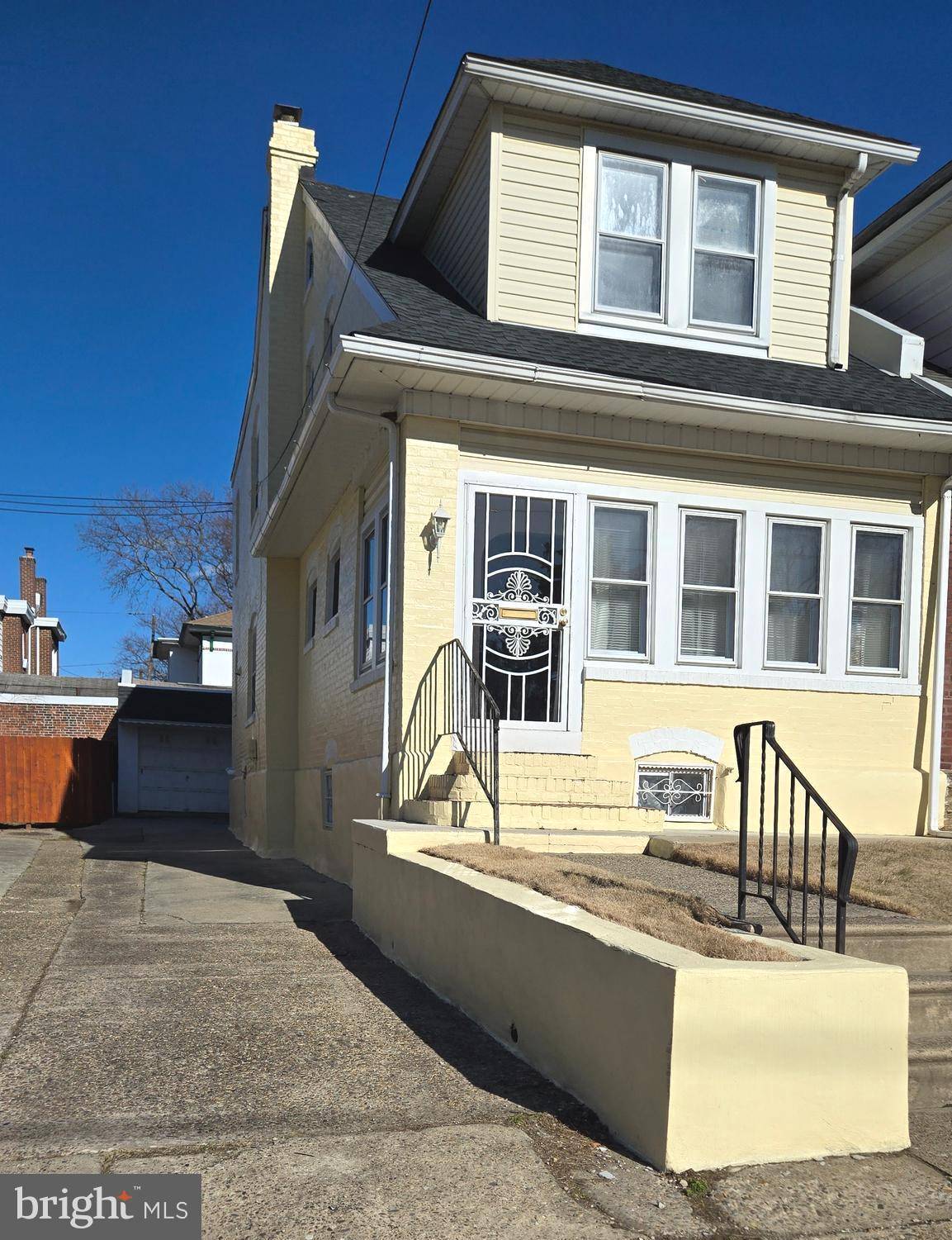 Philadelphia, PA 19135,4325 DISSTON ST