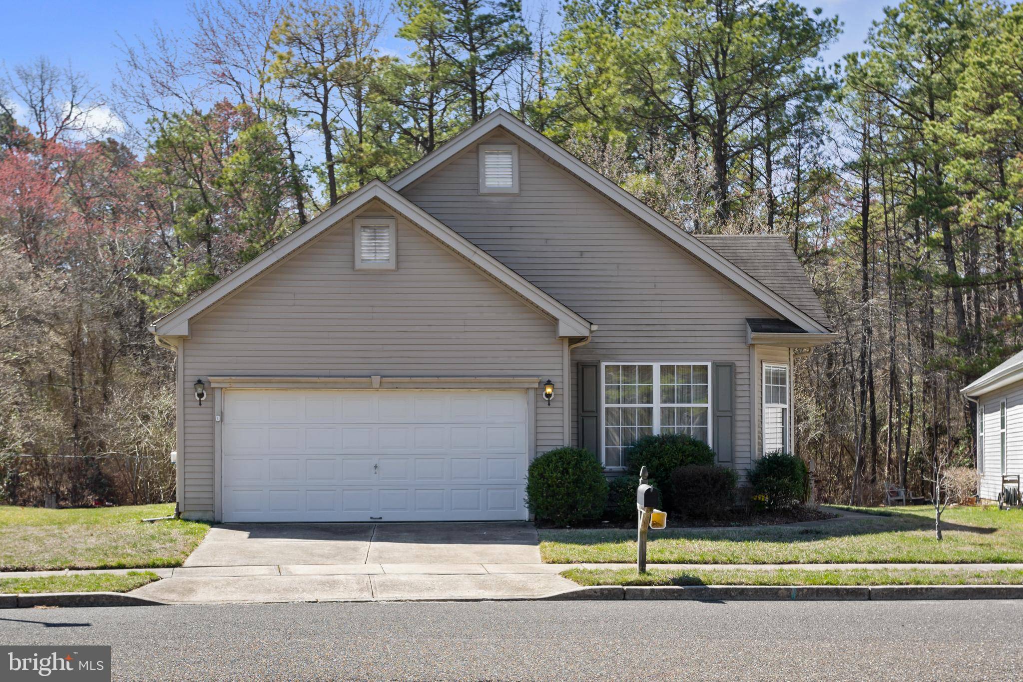 Southampton, NJ 08088,29 DUTCHESS CT