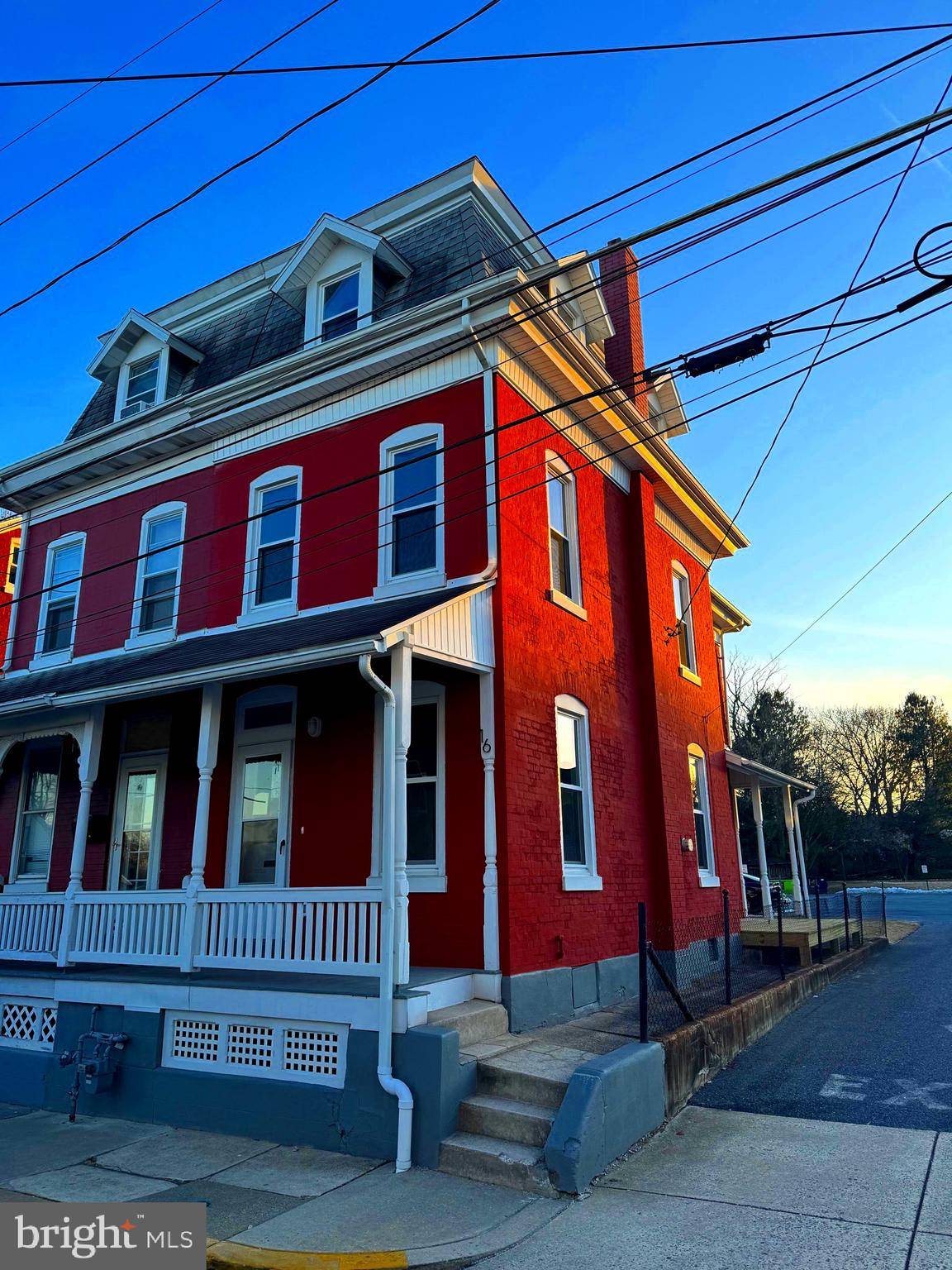 Reading, PA 19608,16 S HULL ST