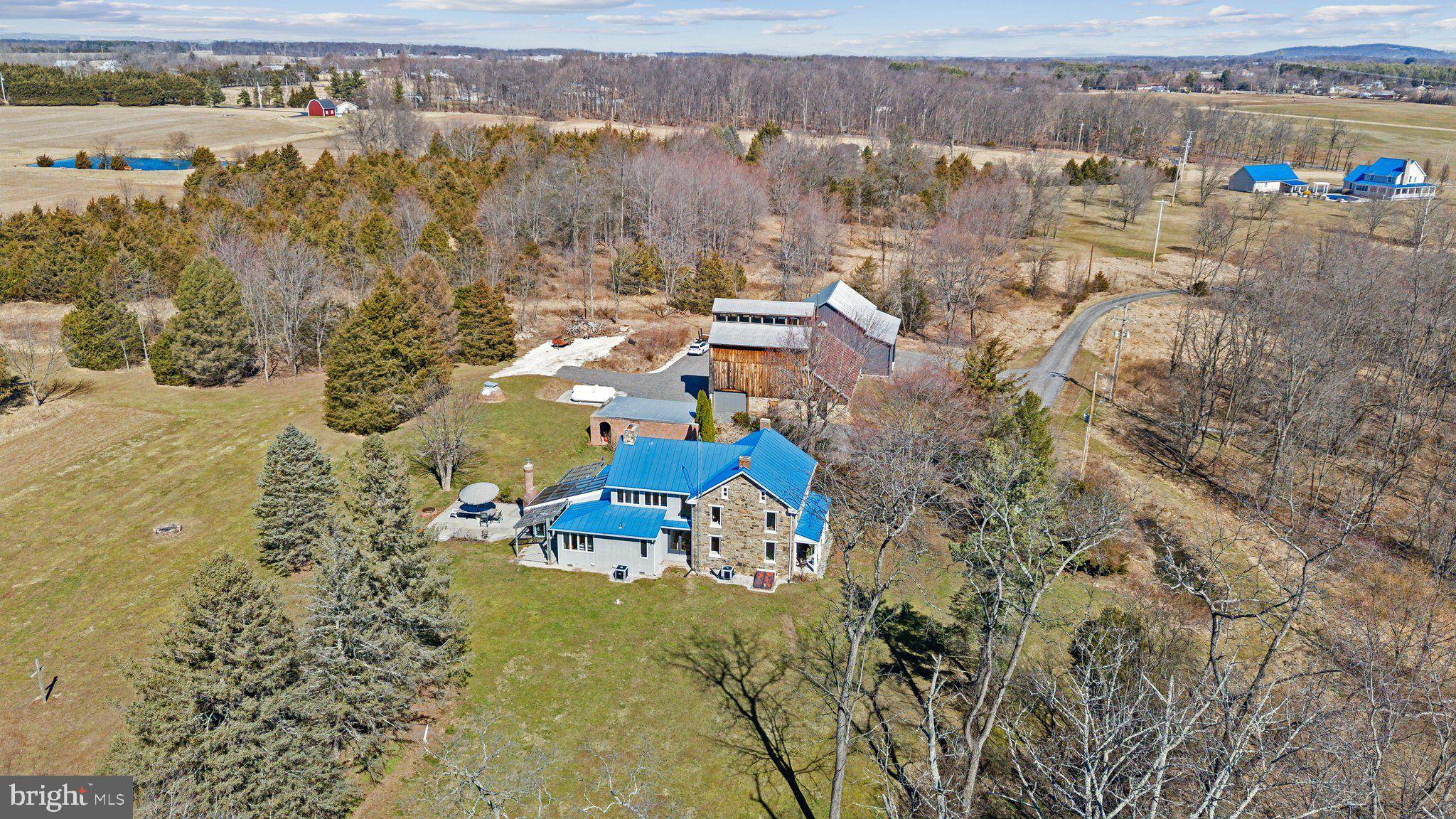 Littlestown, PA 17340,464 LOCUST LN