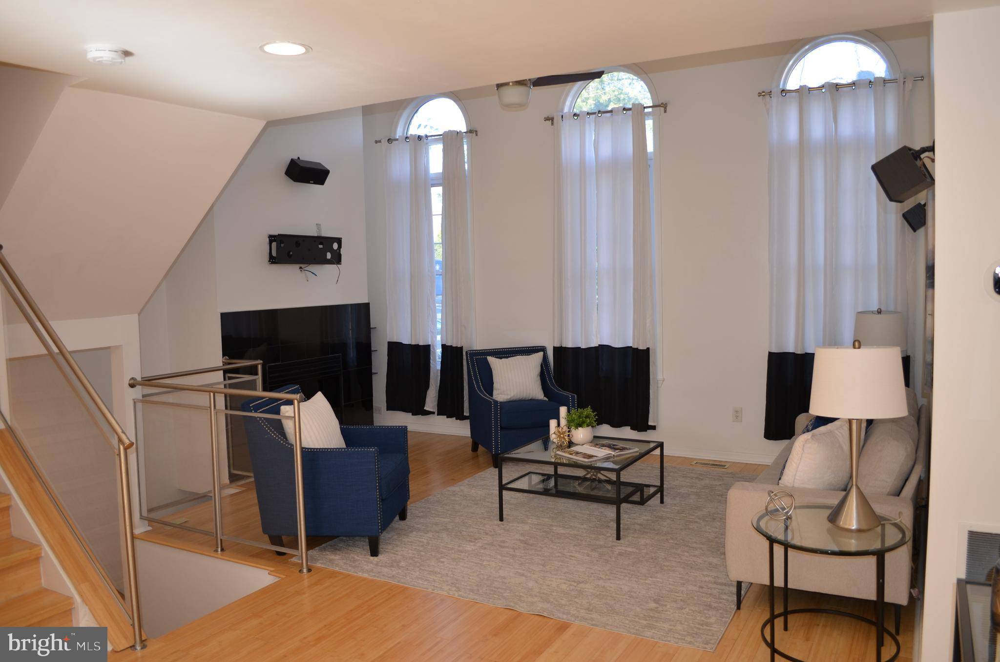 Alexandria, VA 22311,2416 GARNETT DR