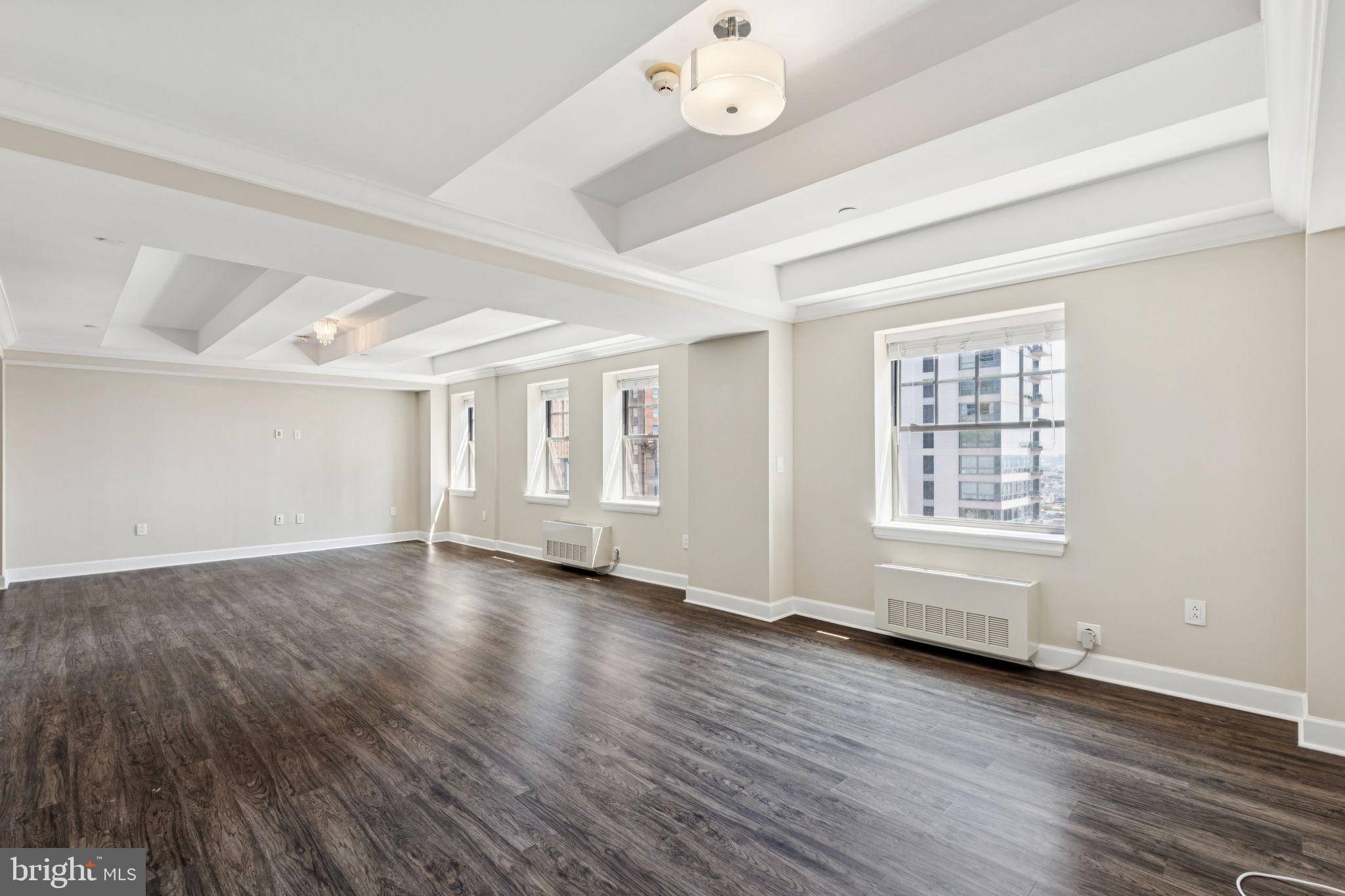 Philadelphia, PA 19103,1701-15 LOCUST ST #1814