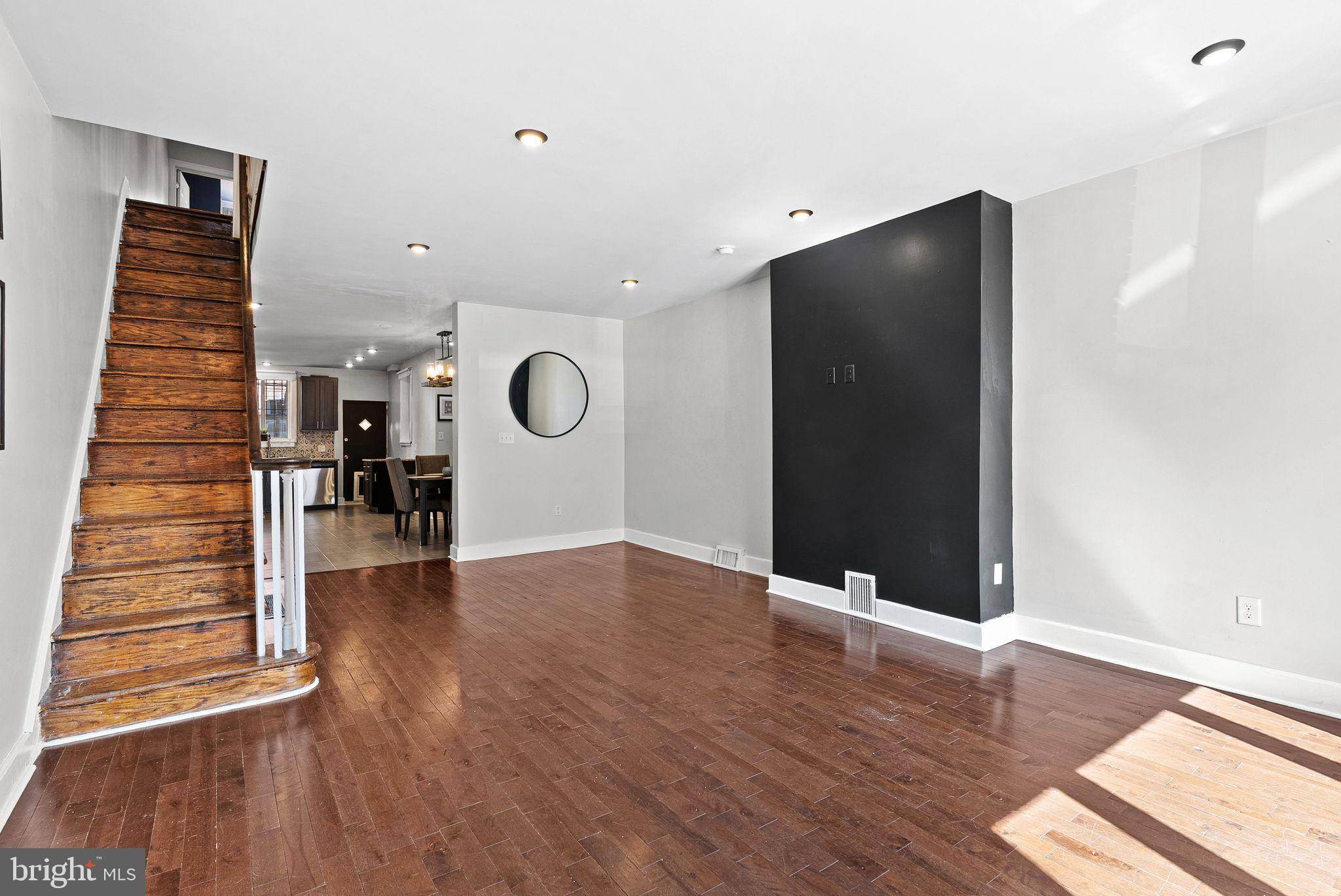 Philadelphia, PA 19145,1631 W PORTER ST