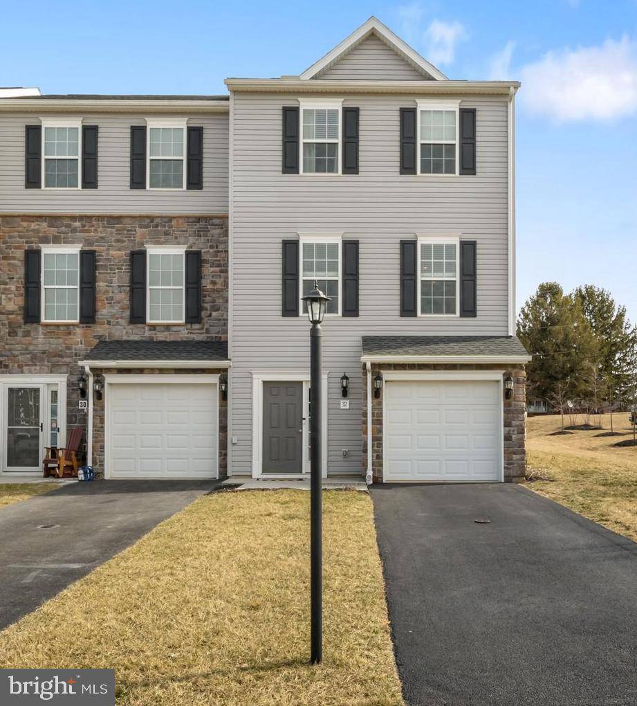 Hanover, PA 17331,32 HOLSTEIN DR