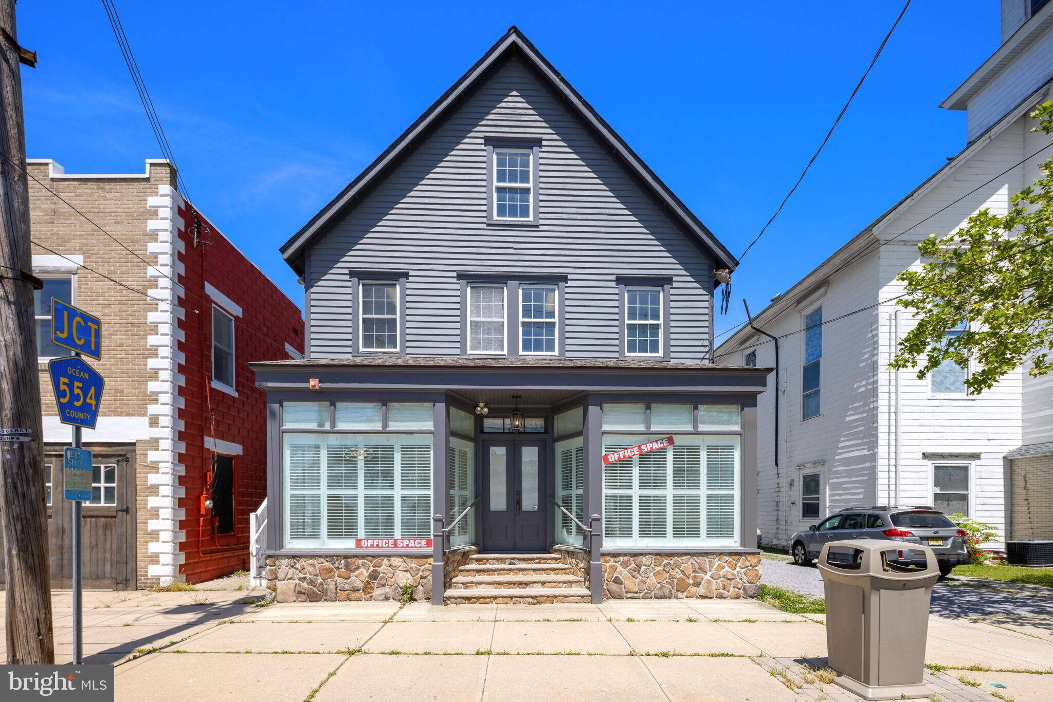 Barnegat, NJ 08005,684 E BAY AVE