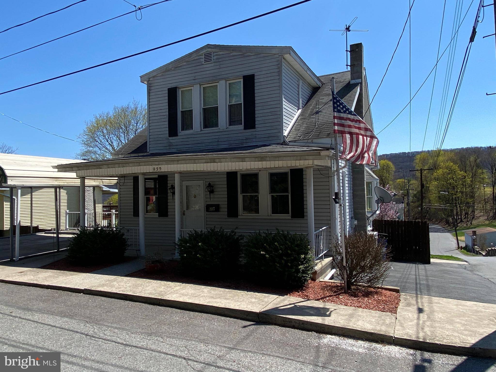Pottsville, PA 17901,939 S SENECA STREET