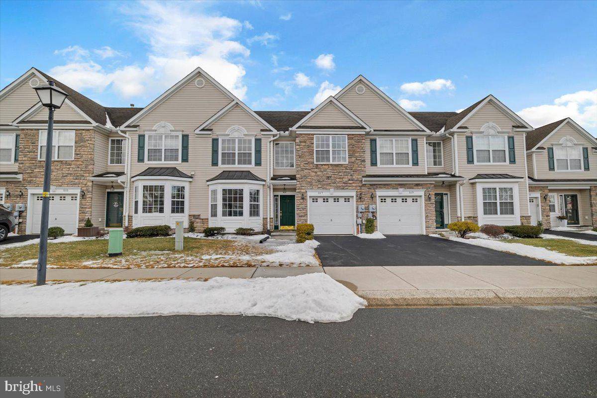 Blandon, PA 19510,517 HARVEST DR
