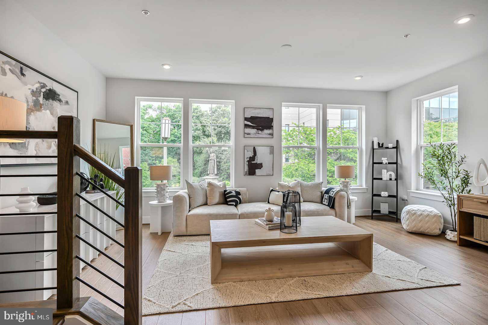 Washington, DC 20017,458 ALTEZZA DR NE