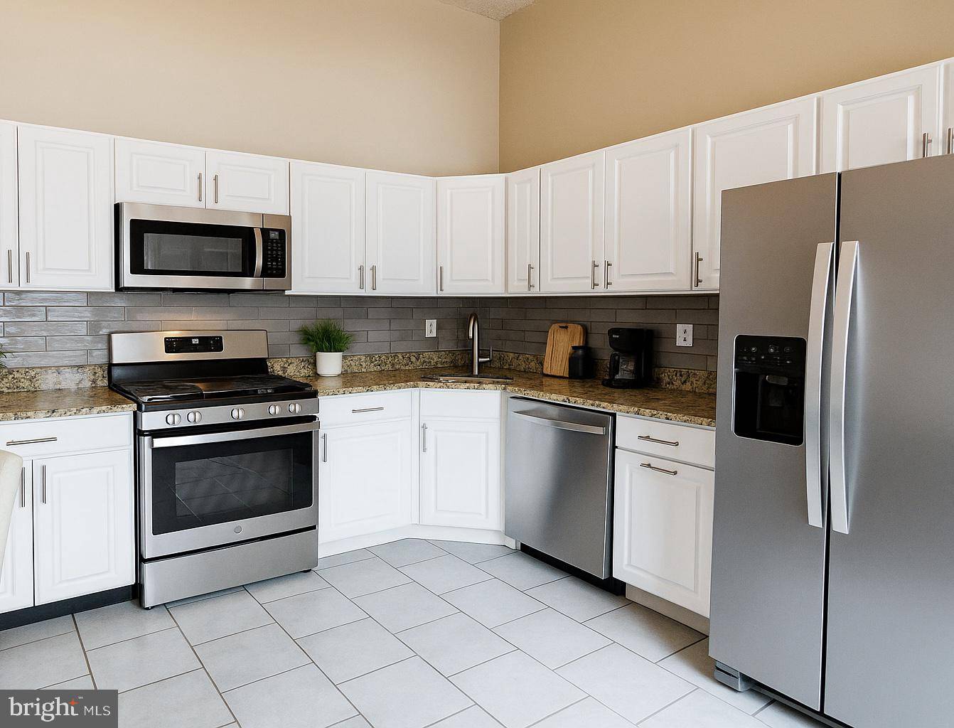 Absecon, NJ 08205,72 ARAPAHO PL