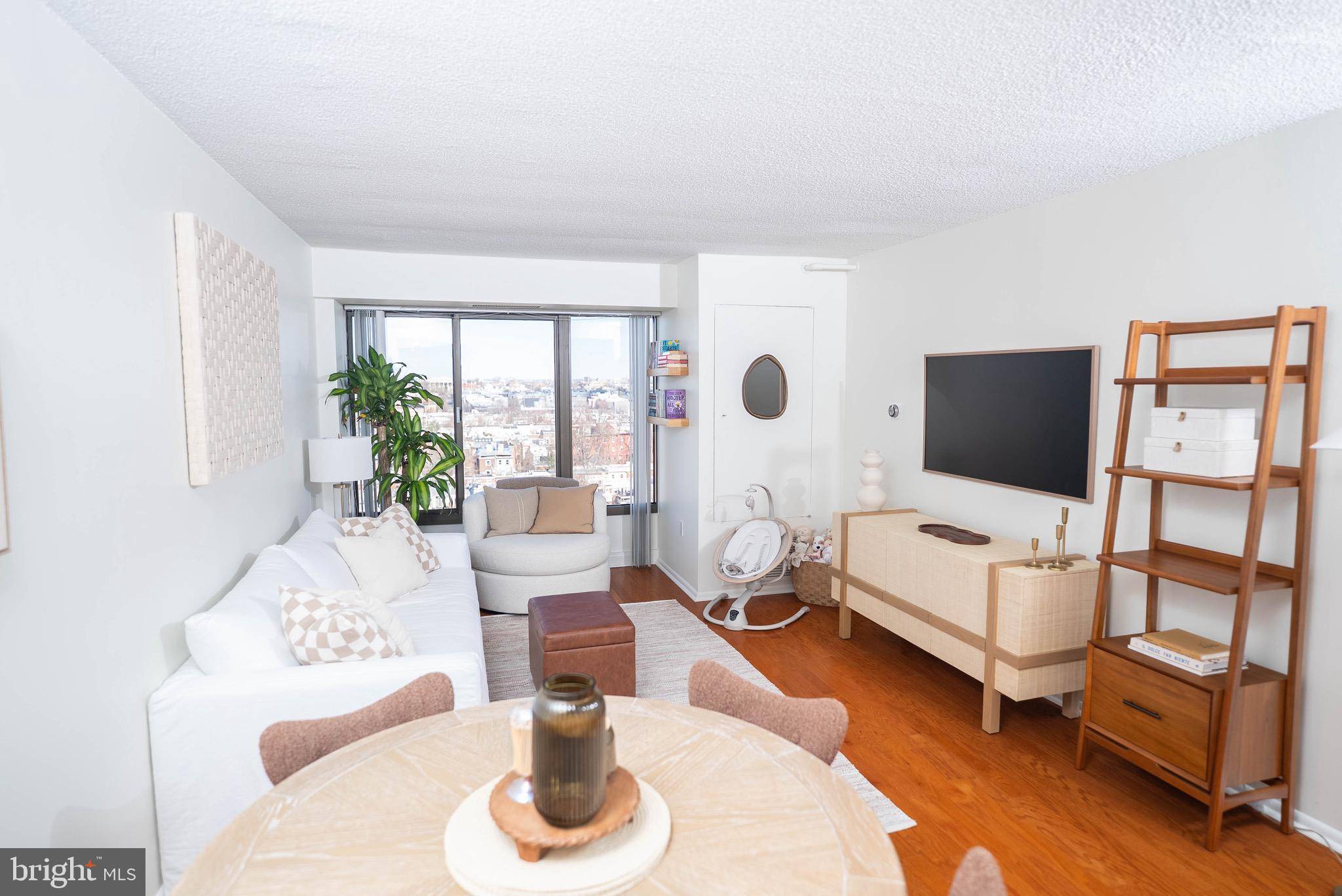 Philadelphia, PA 19130,2001 HAMILTON ST #1417