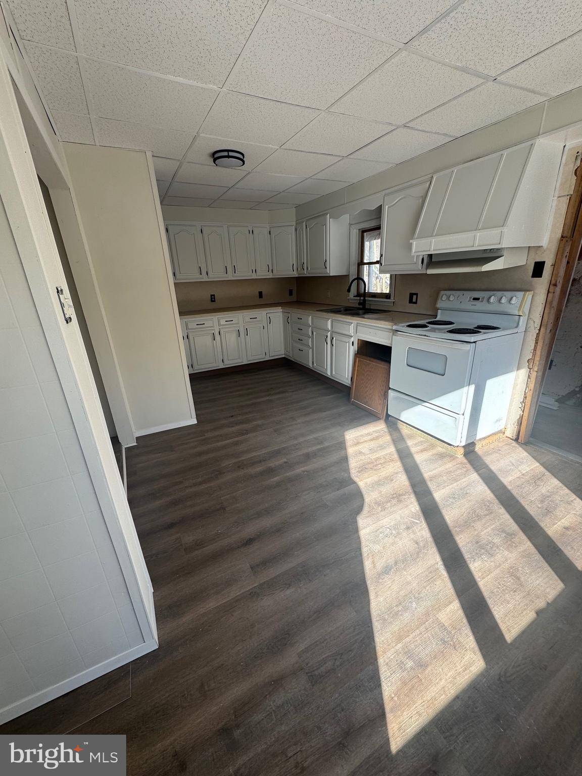 Girardville, PA 17935,120-122 N LINE ST