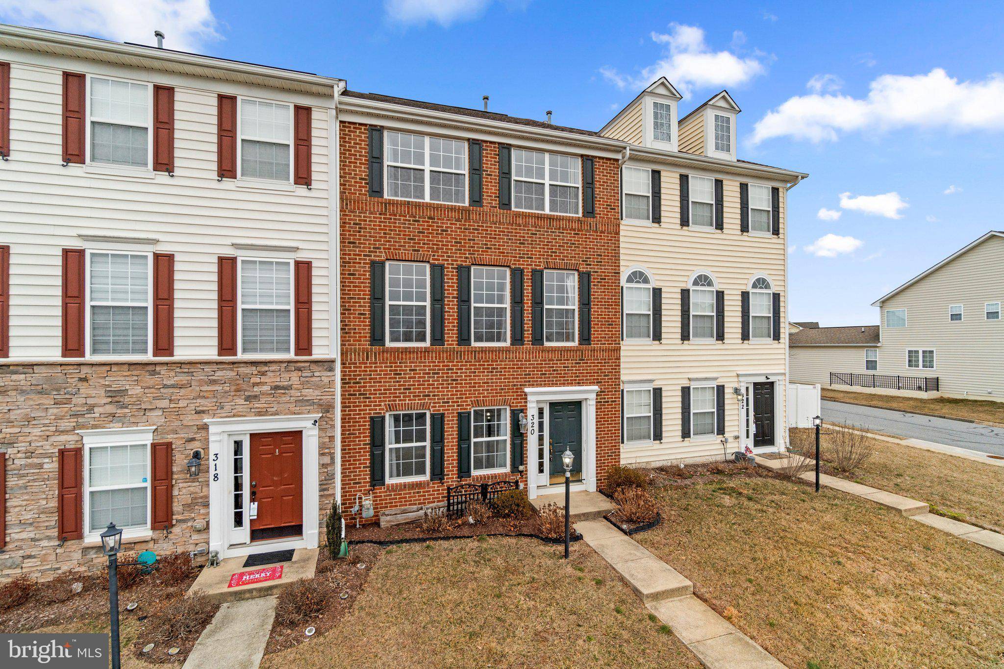 New Market, MD 21774,320 E WAINSCOT DR