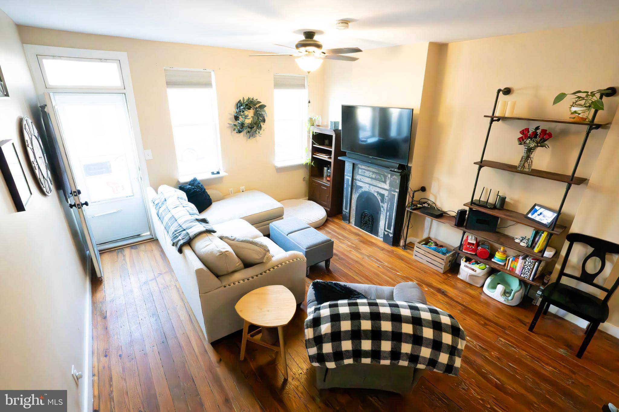 Philadelphia, PA 19125,2610 TULIP ST