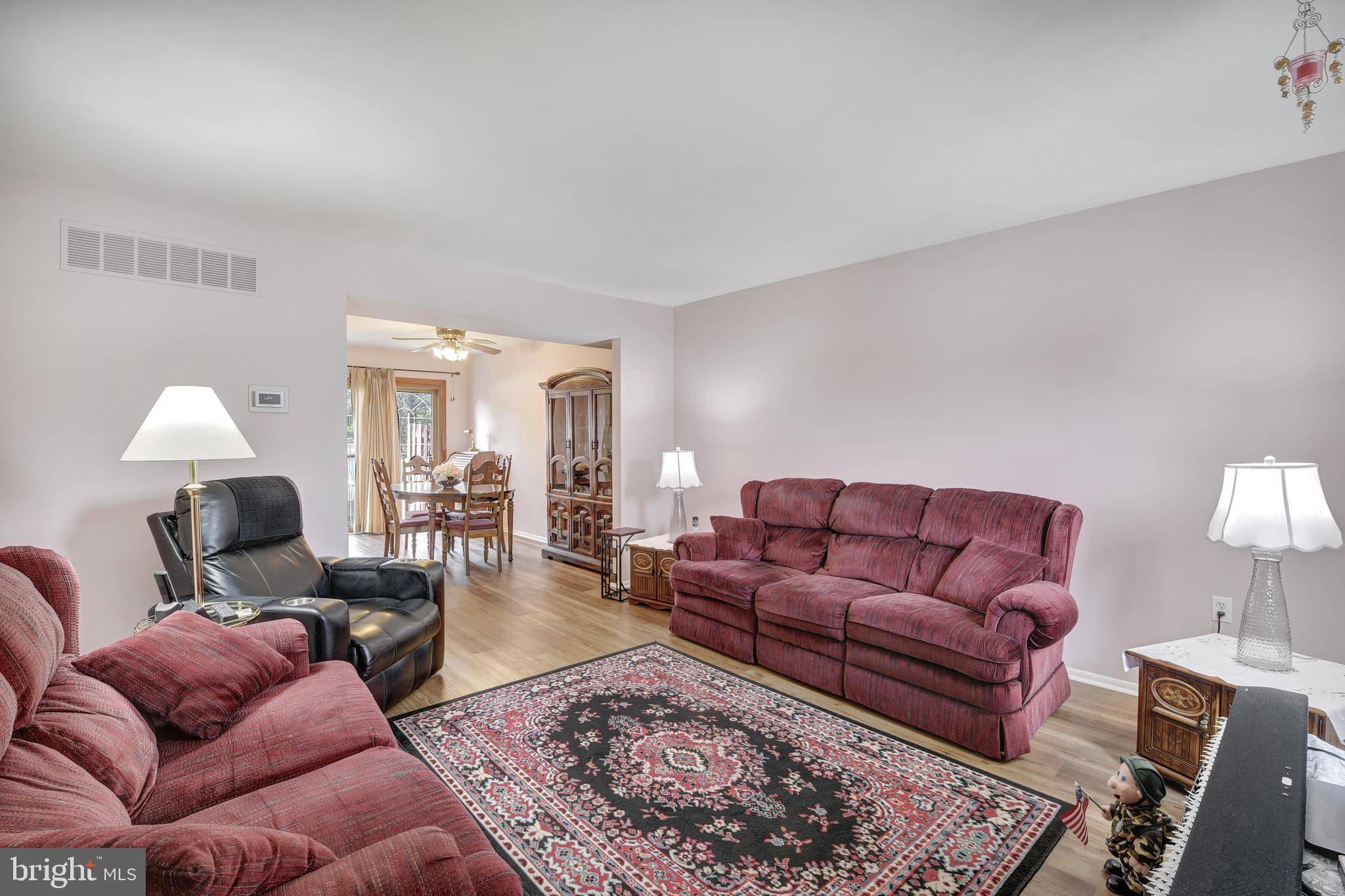 Rosedale, MD 21237,34 KING CHARLES #34