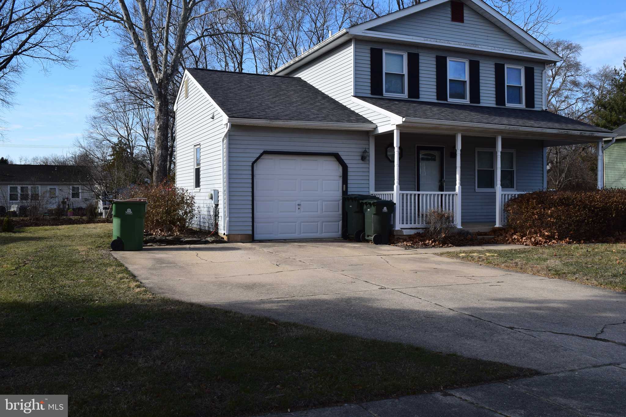 Newark, DE 19711,8 HAWTHORNE AVE
